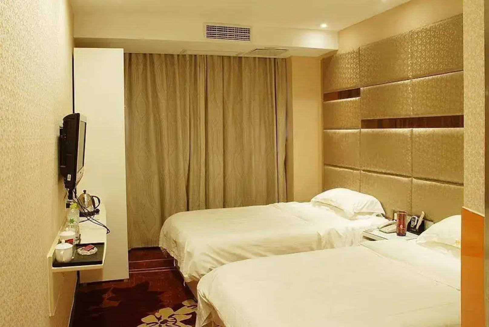 Tianlun Huangchao Fashion Hotel