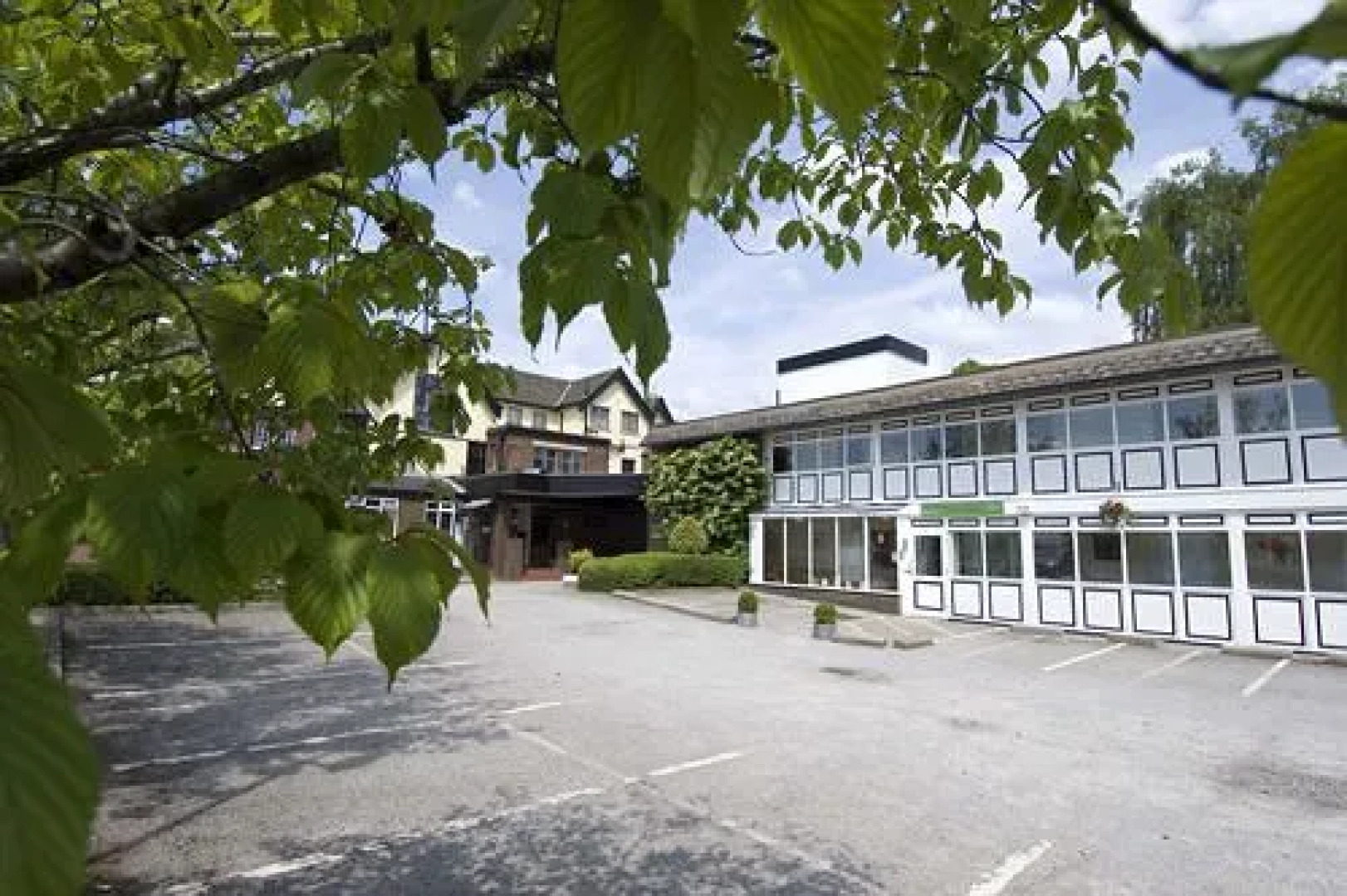 The Altrincham Lodge