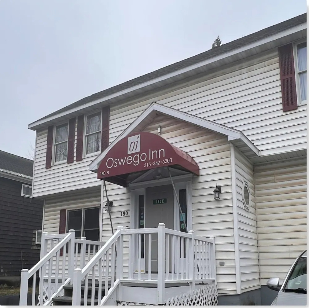 Oswego Inn