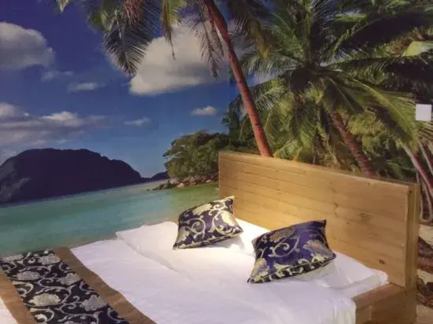 Daqing Zhichingchun Holiday Hotel (Baicheng Railway Station)