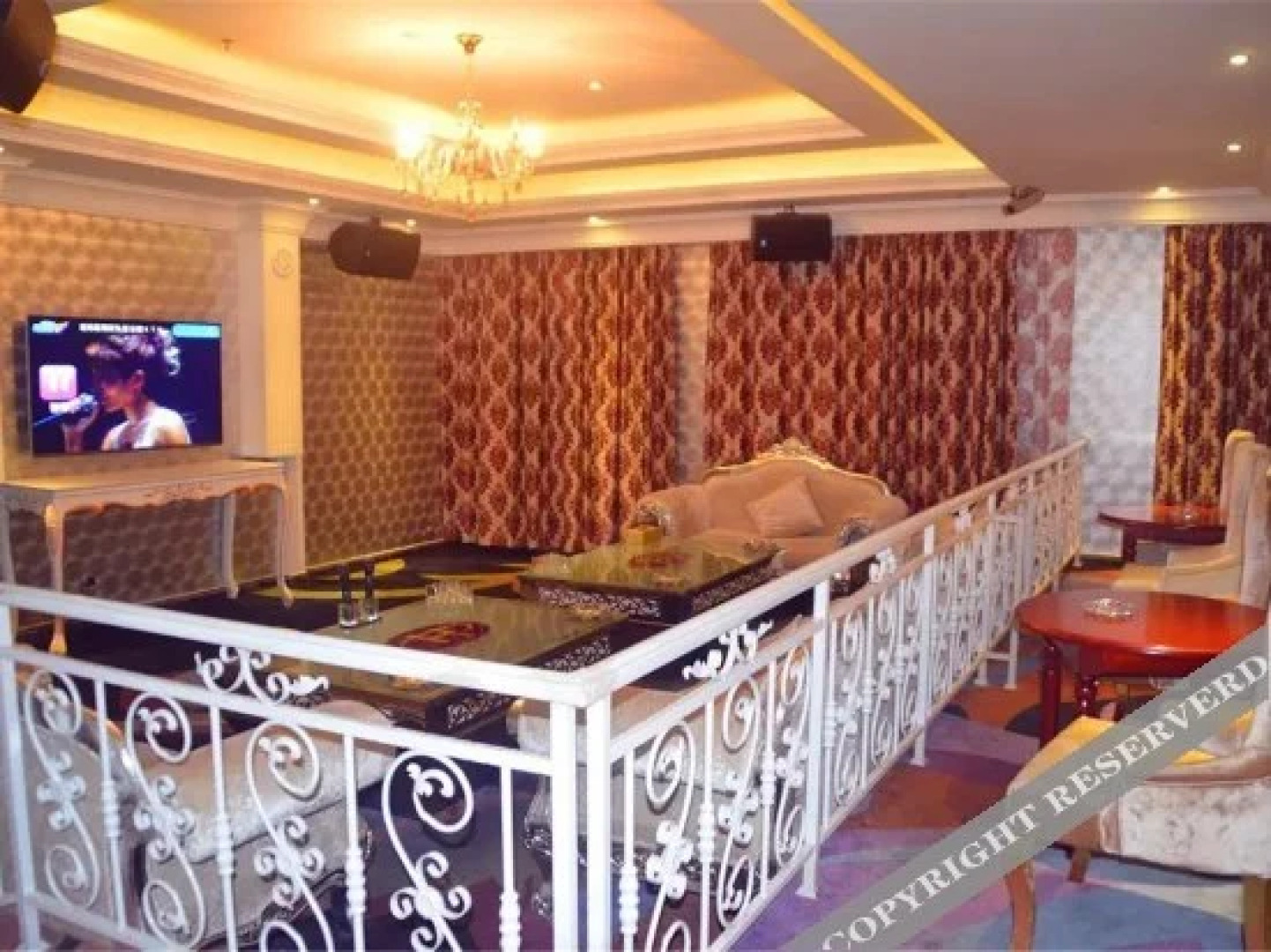 Haiwang Hongya Hot Spring Hotel