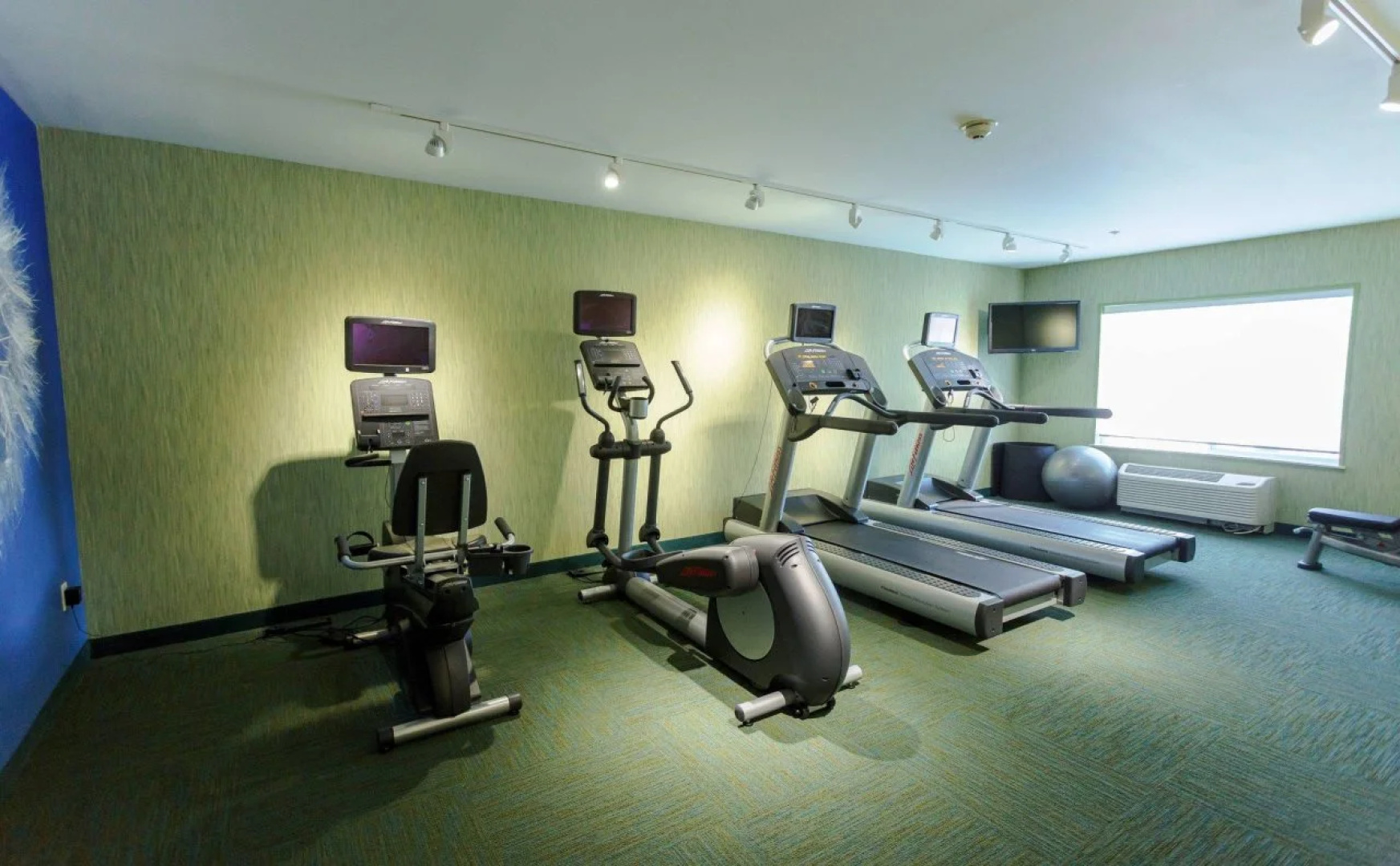 SpringHill Suites by Marriott Boston Devens Common Center