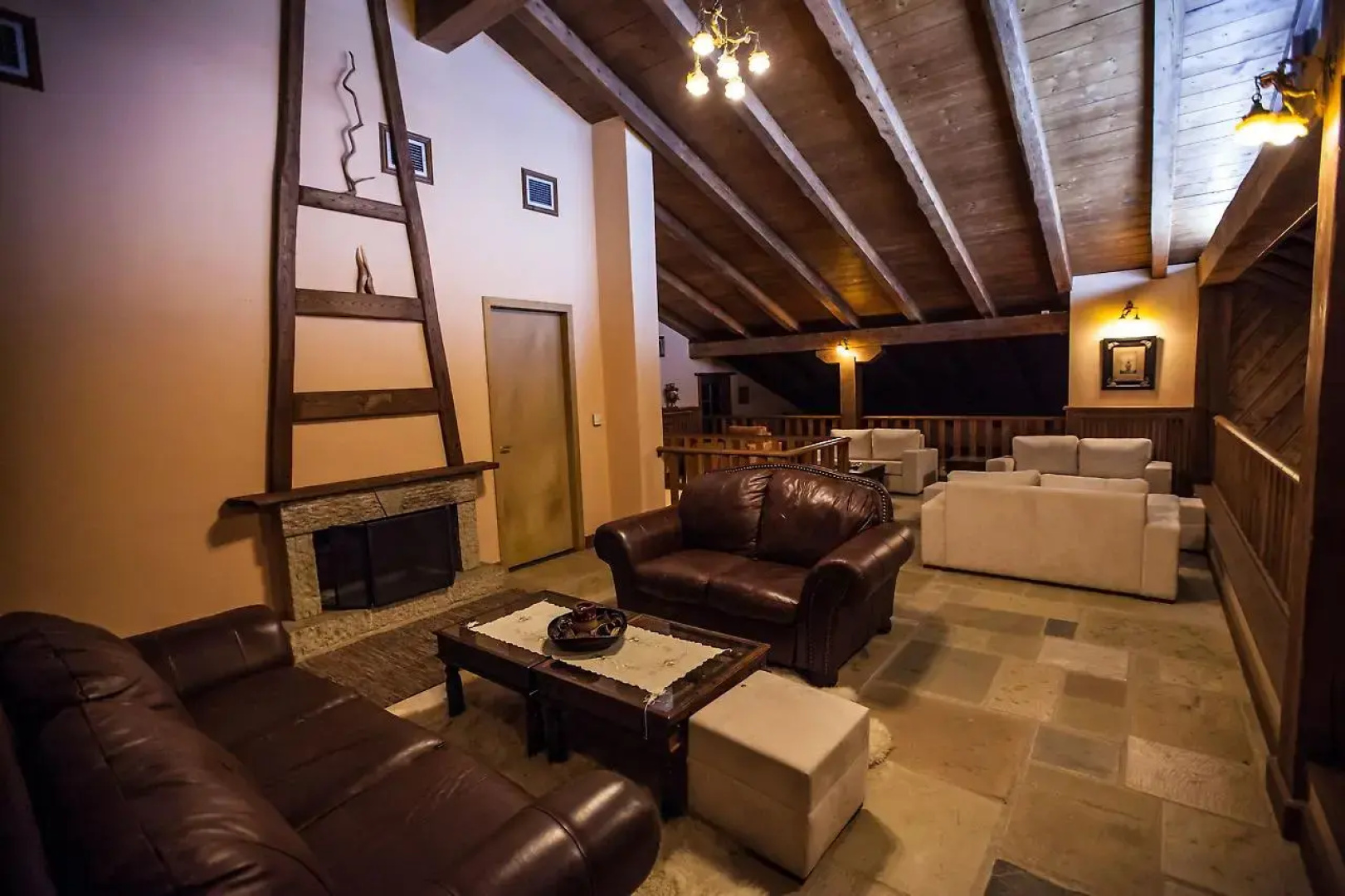 Vitina House Forest Resort