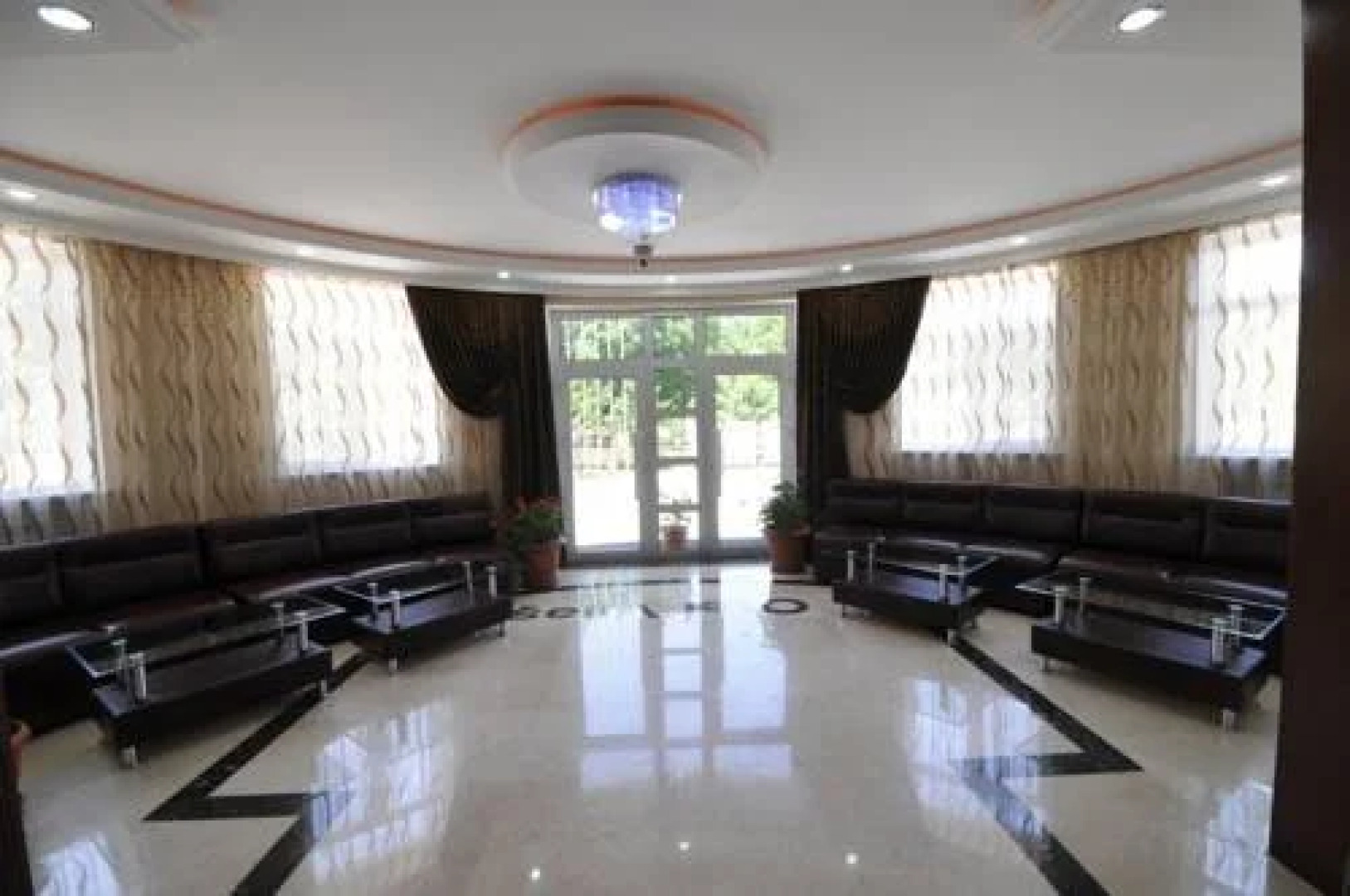 Vilesh Palace Hotel