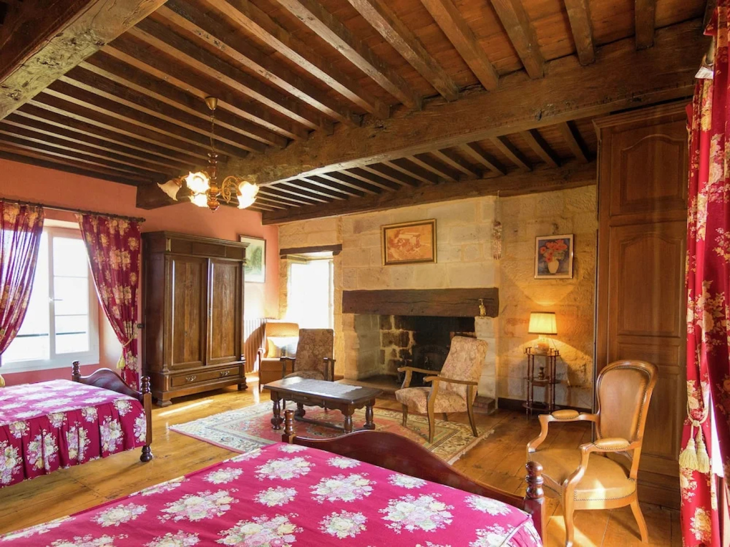 Graceful Holiday Home in Brignac-la-plaine With Terrace