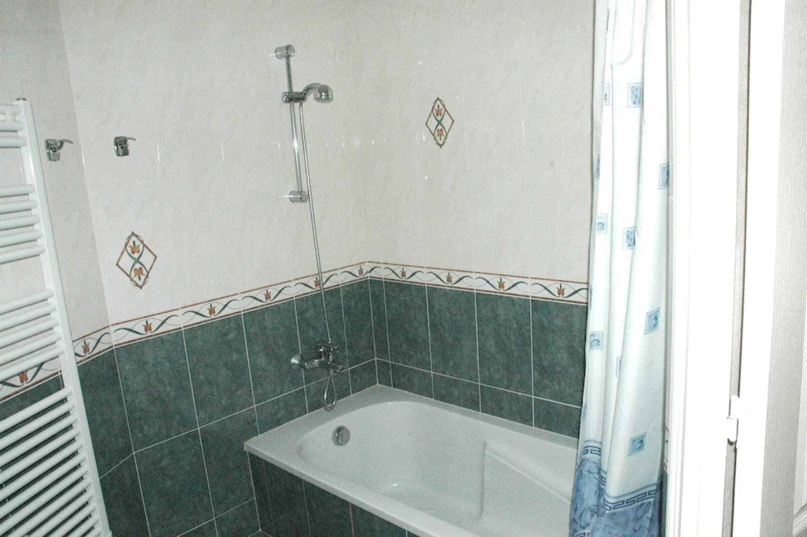 Villa with 4 Bedrooms in la Mole, with Wonderful Mountain View, Private Pool, Furnished Garden - 10 Km From the Beach