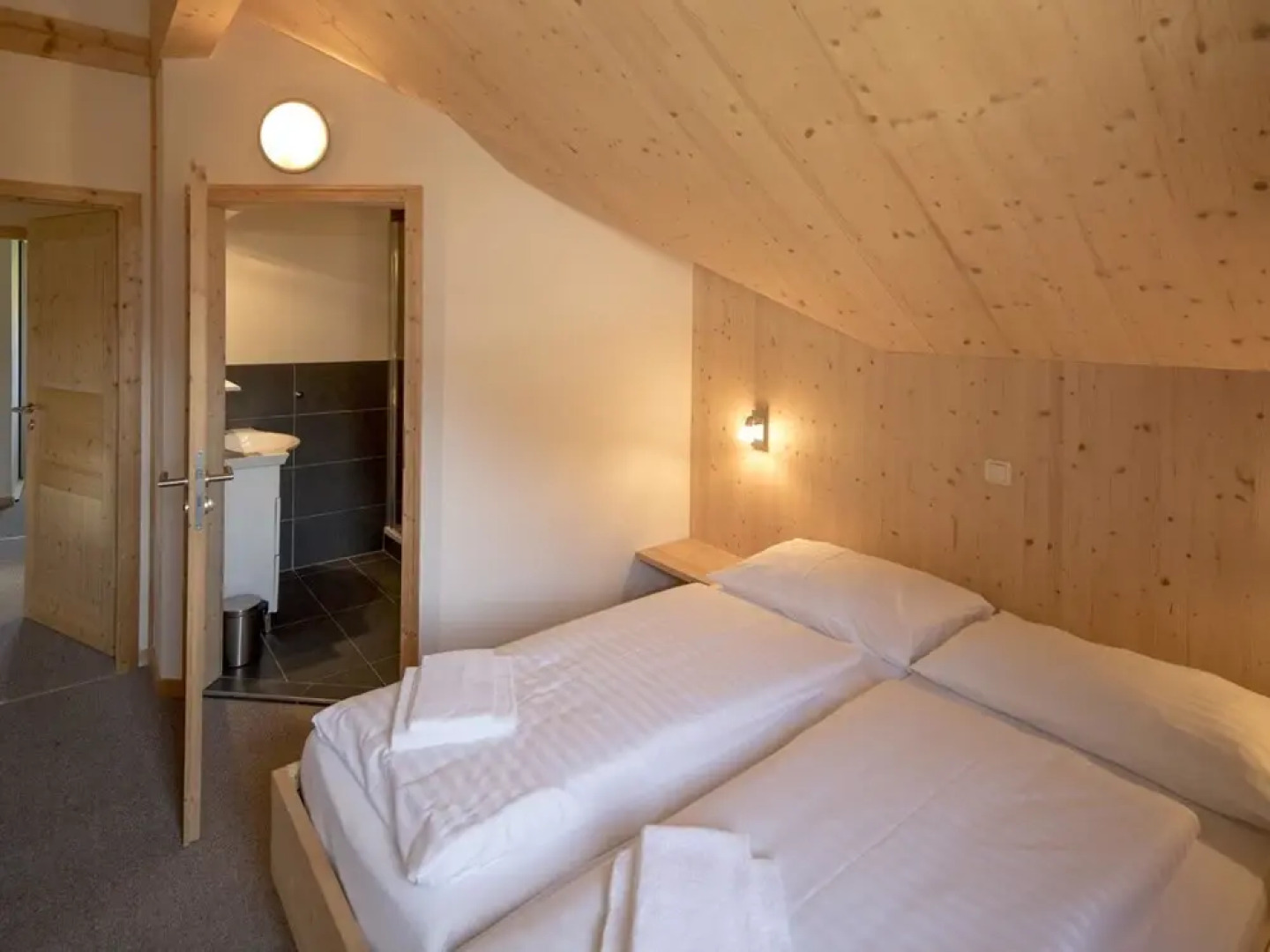 Chalet Sonneck mit Outdoorsprudelbad 10 Murau