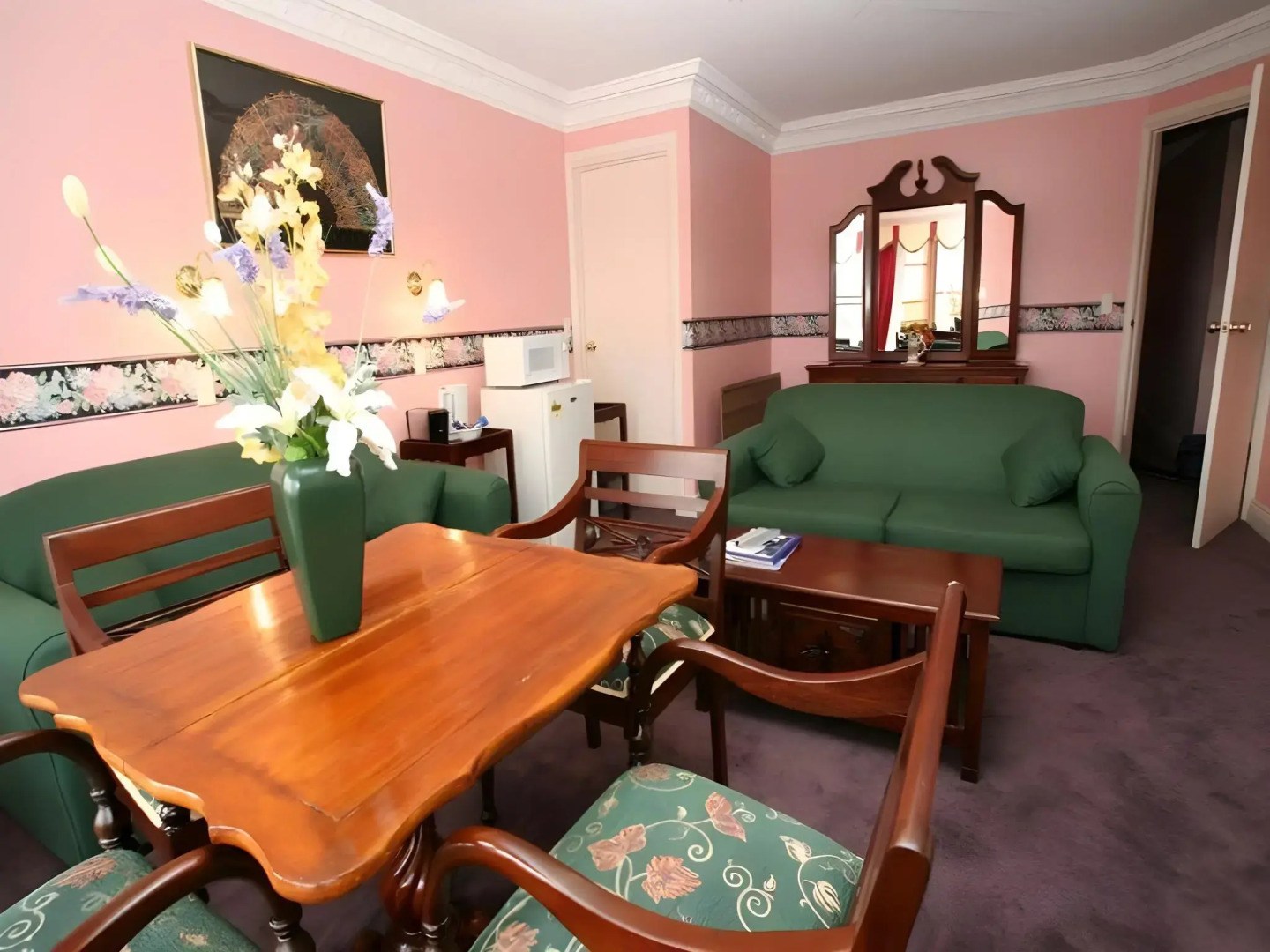 Hatchers Richmond Manor