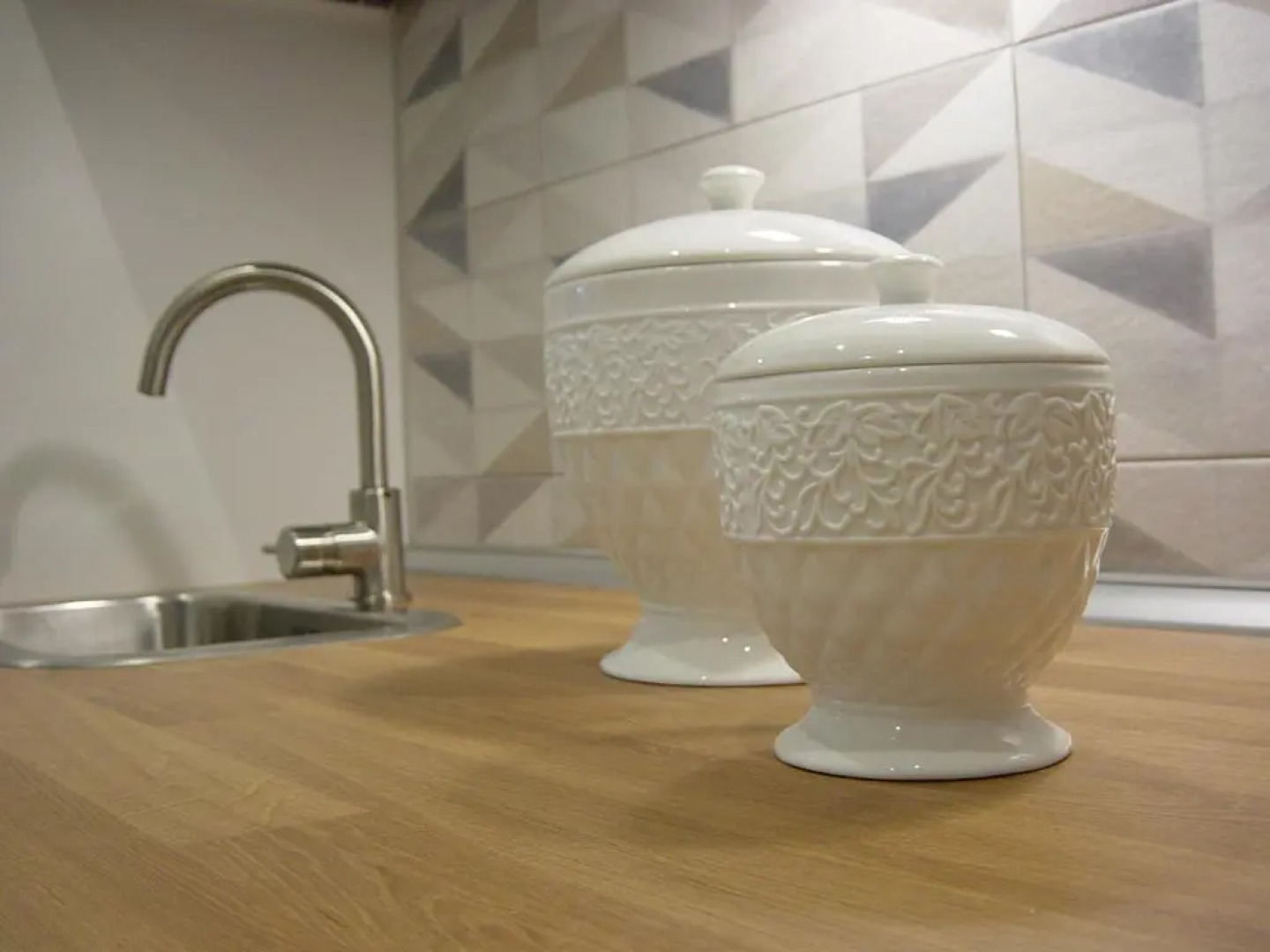 kissunderthemoonapartments