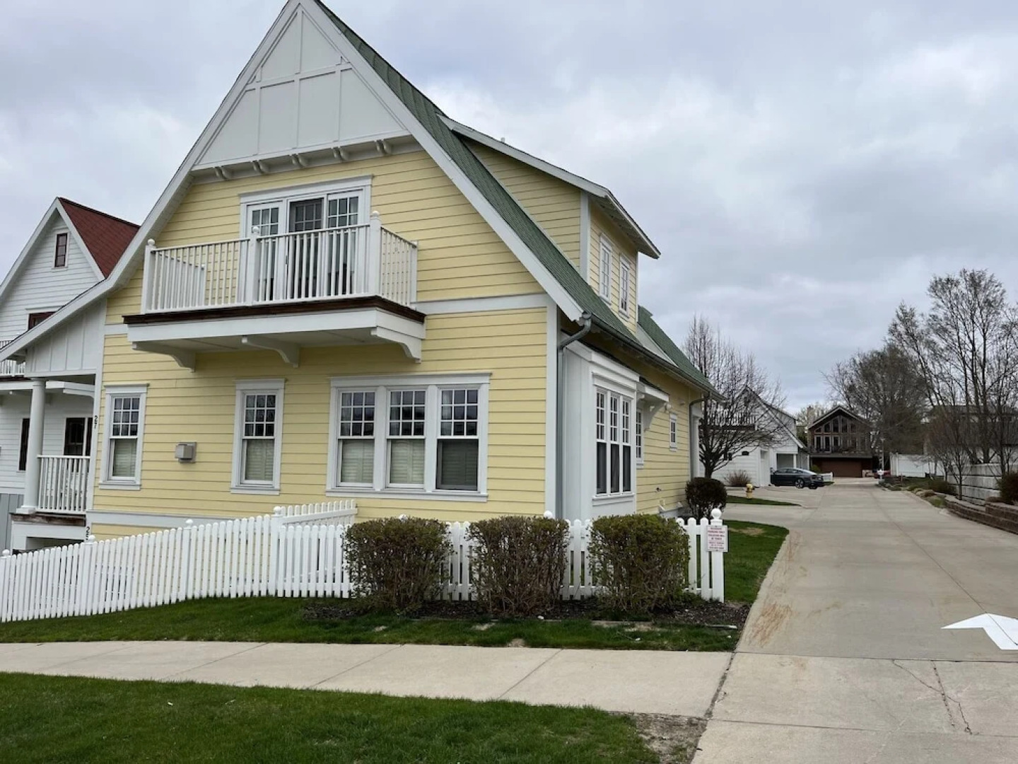 Family-Friendly 3BR Condo Grand Haven 27