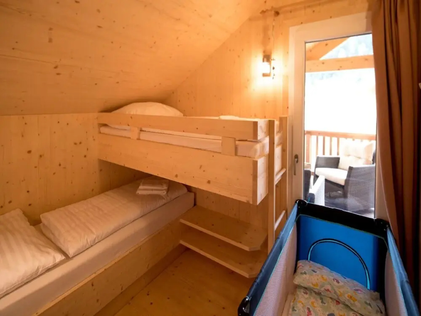 Attractive Chalet on the Slopes