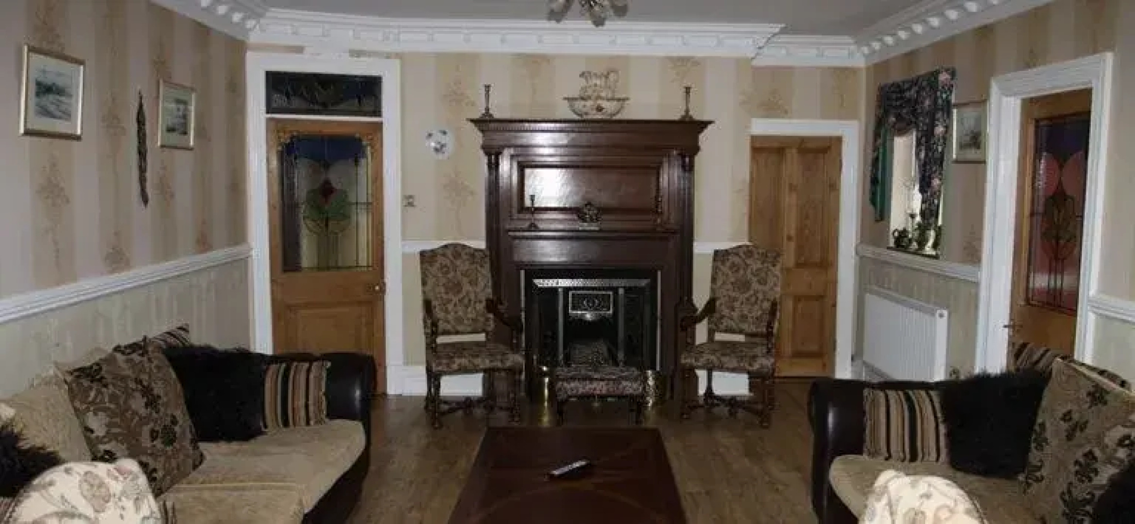 Llwyn Country House