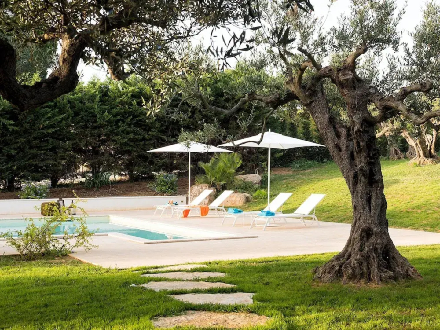 Villa in Salemi With Pool and Garden