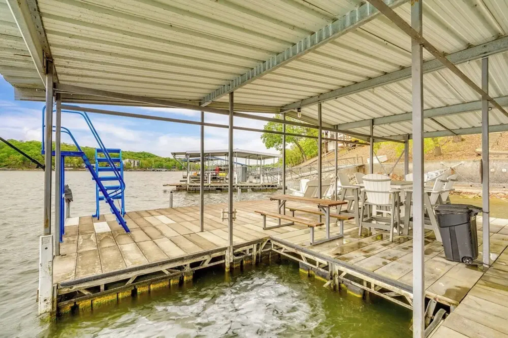 Swim, Boat & Fish: Townhome on Lake of the Ozarks