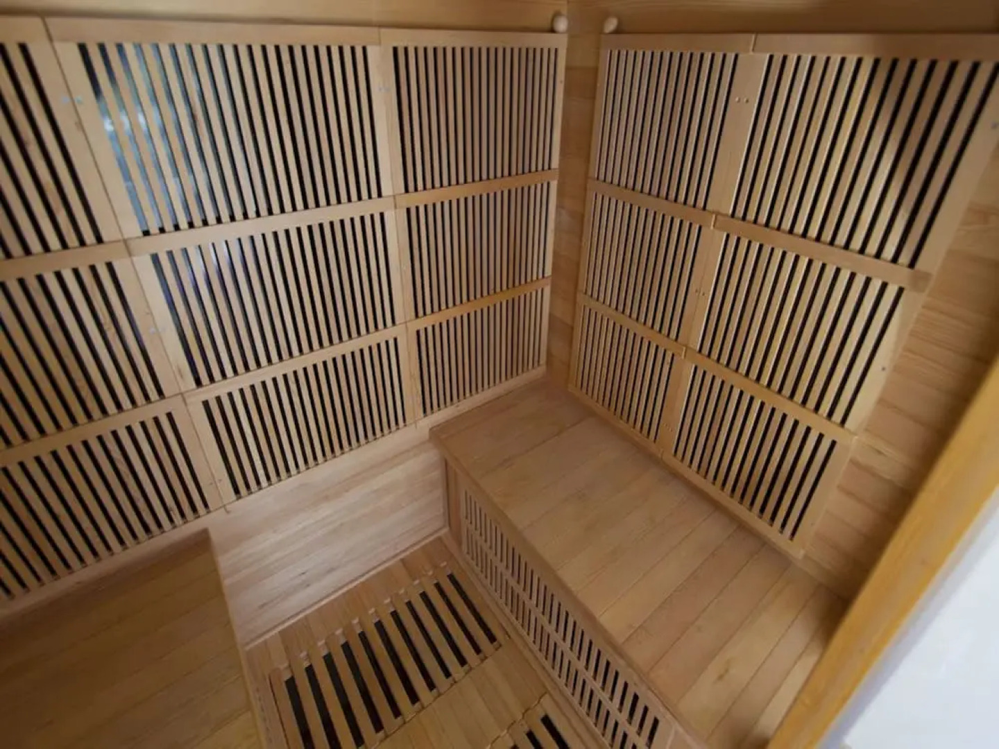 Restful Villa in Brodarica With Sauna