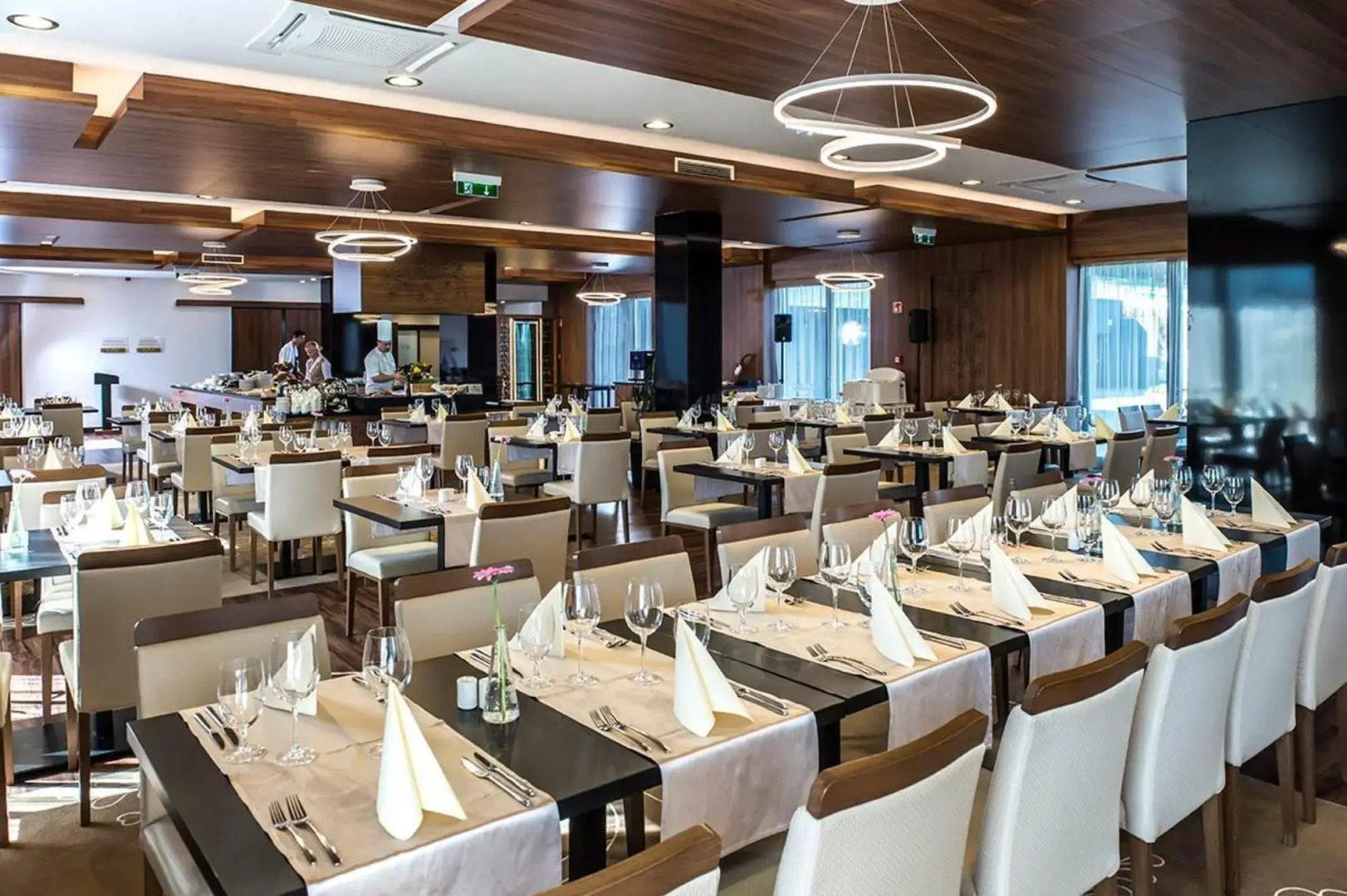 Castellum Hotel Hollóko