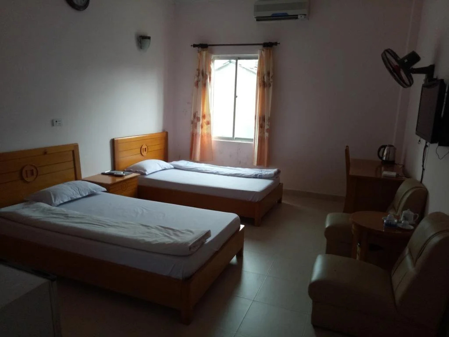 Nha hang & Khach San Tay Bac