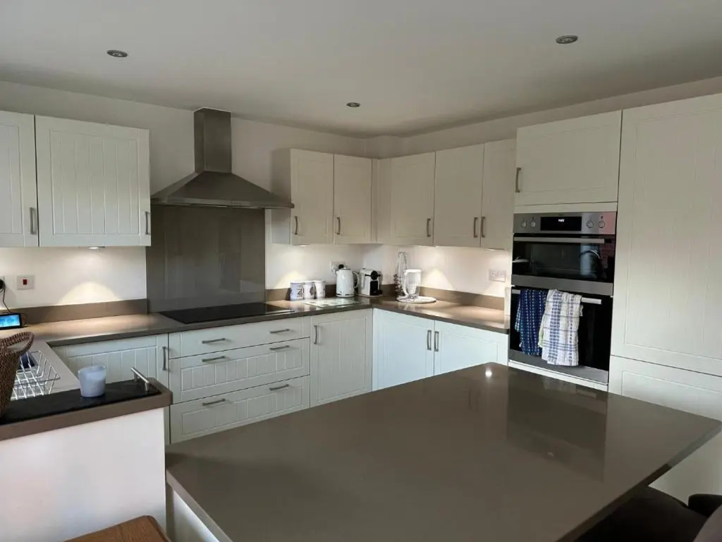 Stunning 4BD Family Getaway Westbury Wiltshire