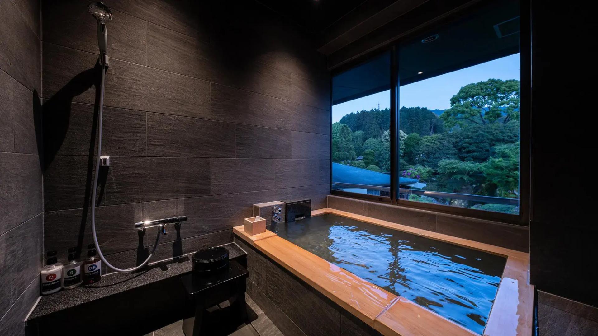 Ureshino Onsen Cha no Kokoro Warakuen