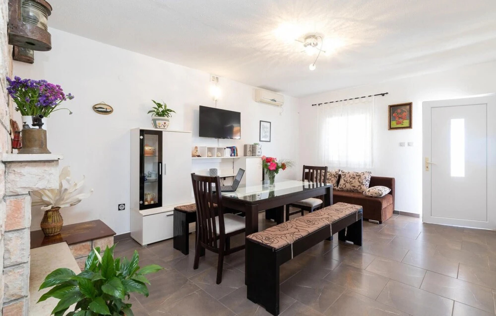 Stunning Home in Vela Luka With Wifi and 4 Bedrooms