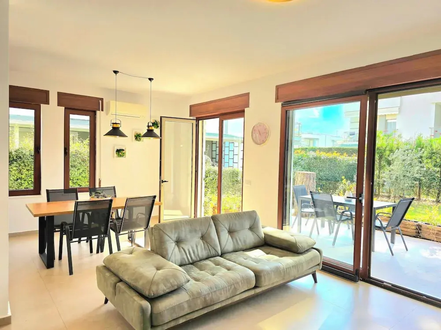 Sunny Beach Apartments 300