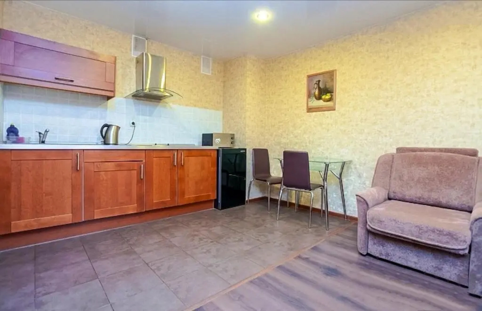 Apartments on Genkinoy Street