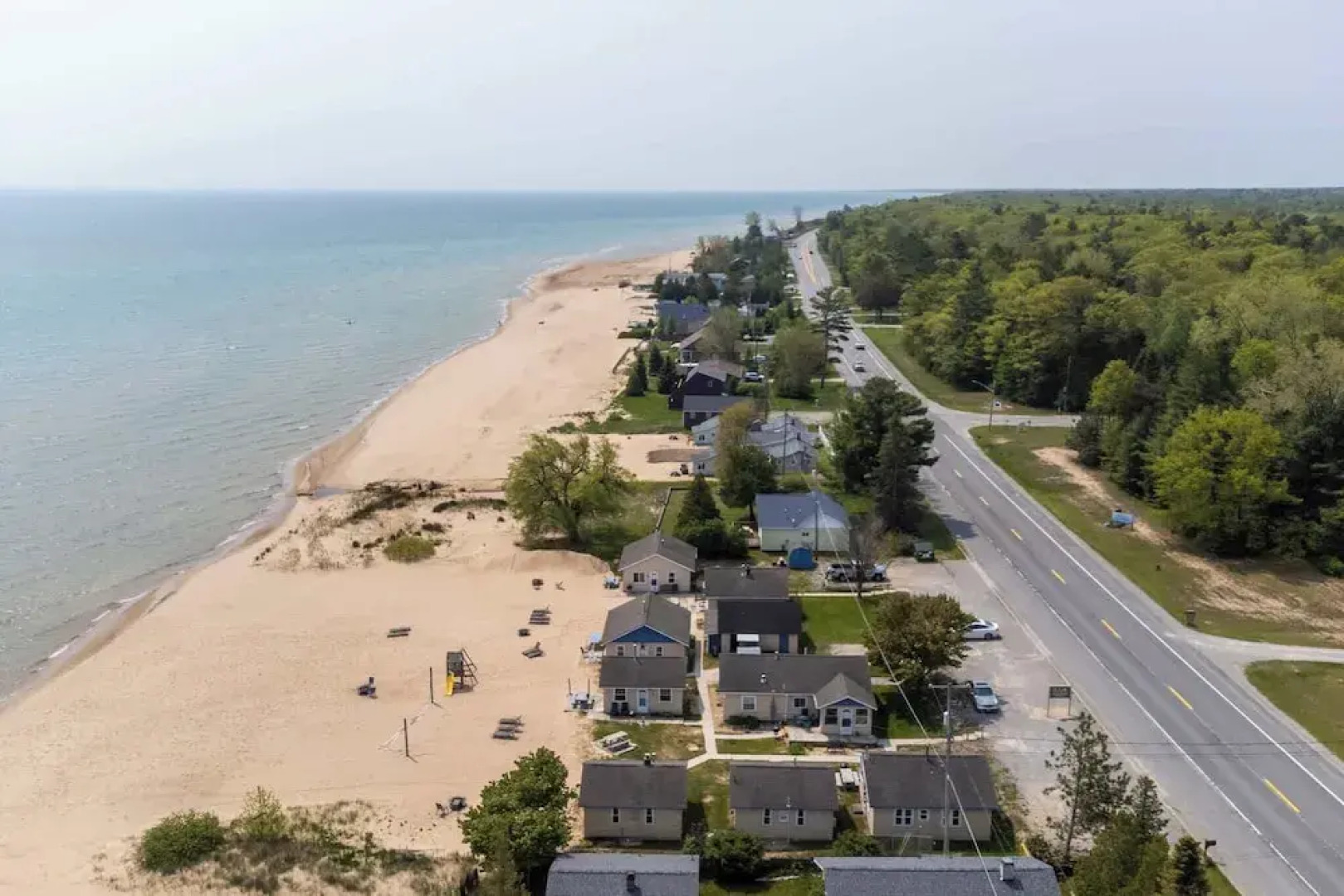 Barefoot Beach Resort