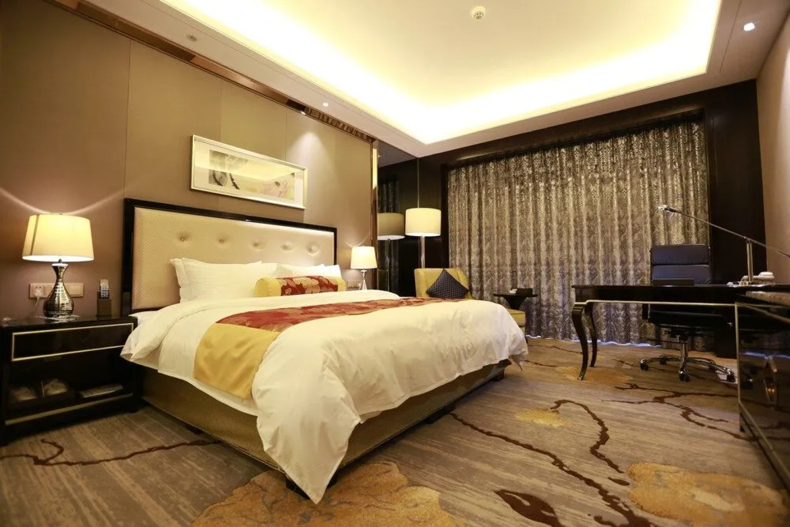 Tianyue Minshan Hotel