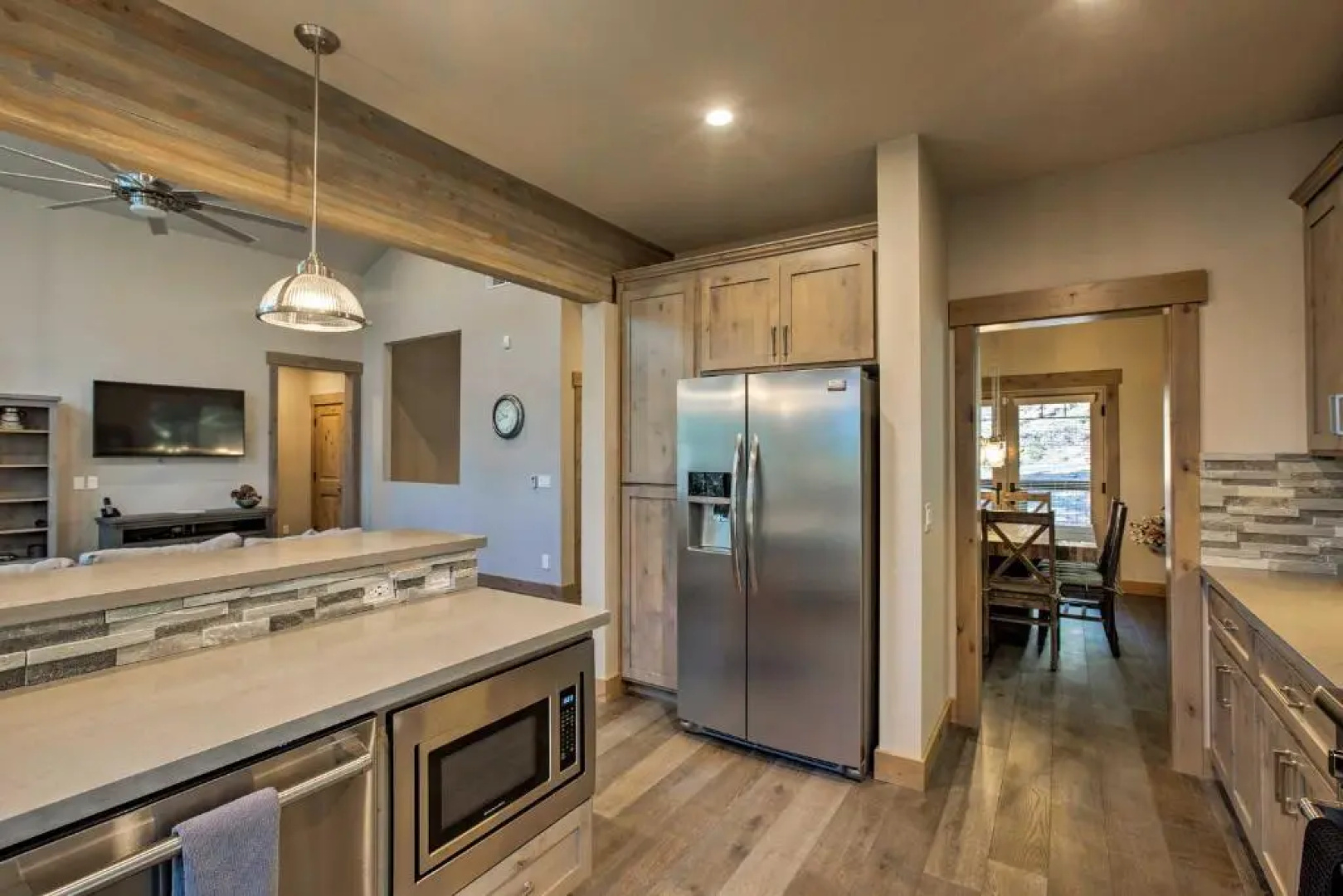 Saint Bernard - INCREDIBLE MOUNTAIN GETAWAY HOT TUB GAME ROOM GAS BBQ L2 EV CONNECTION TAHOE
