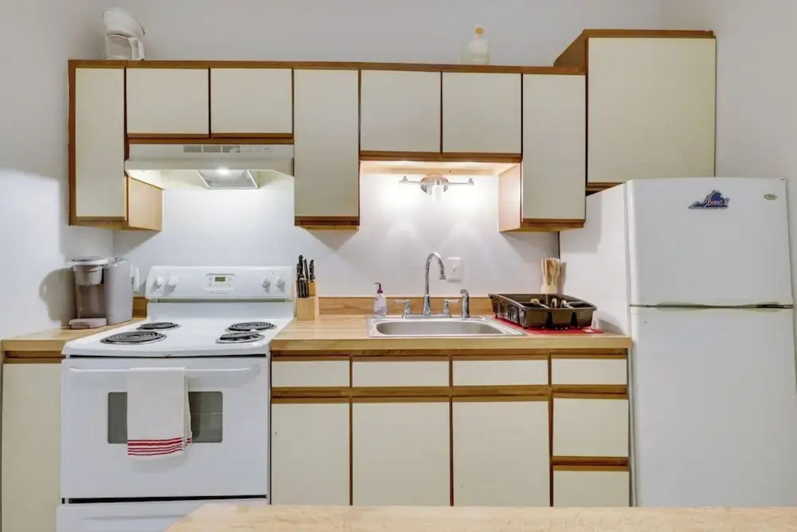 Basye Getaway w/ Pool Access, 2 Mi to Bryce Resort