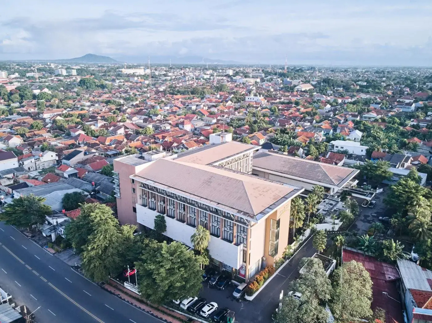 Horison Ultima Ratu Serang