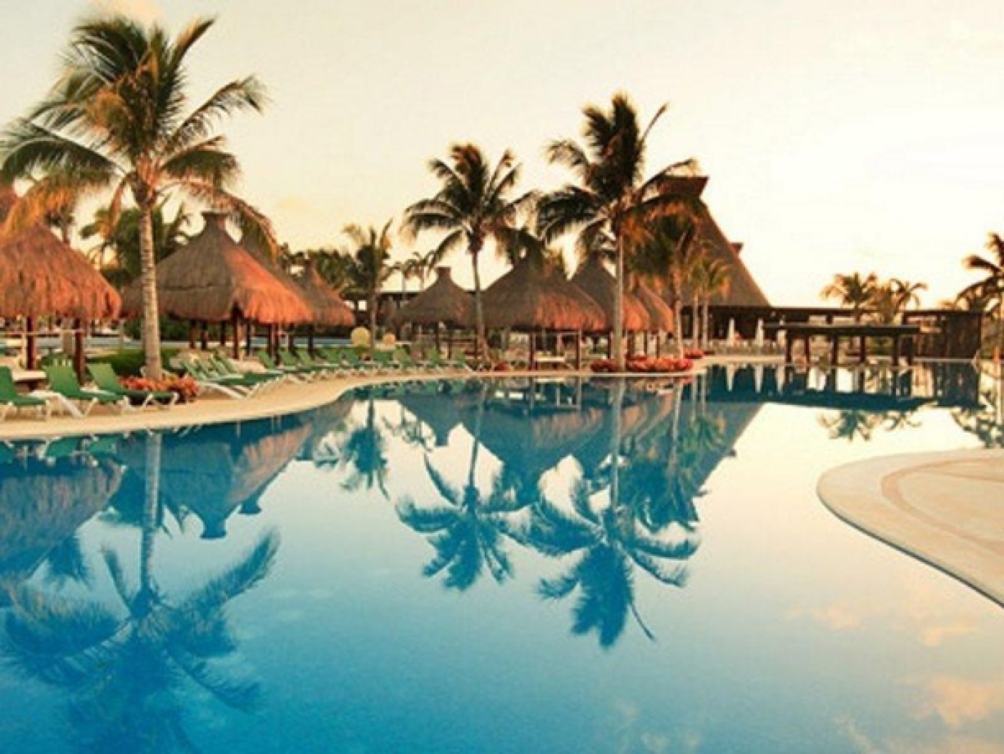Ocean Breeze Boutique Riviera Maya