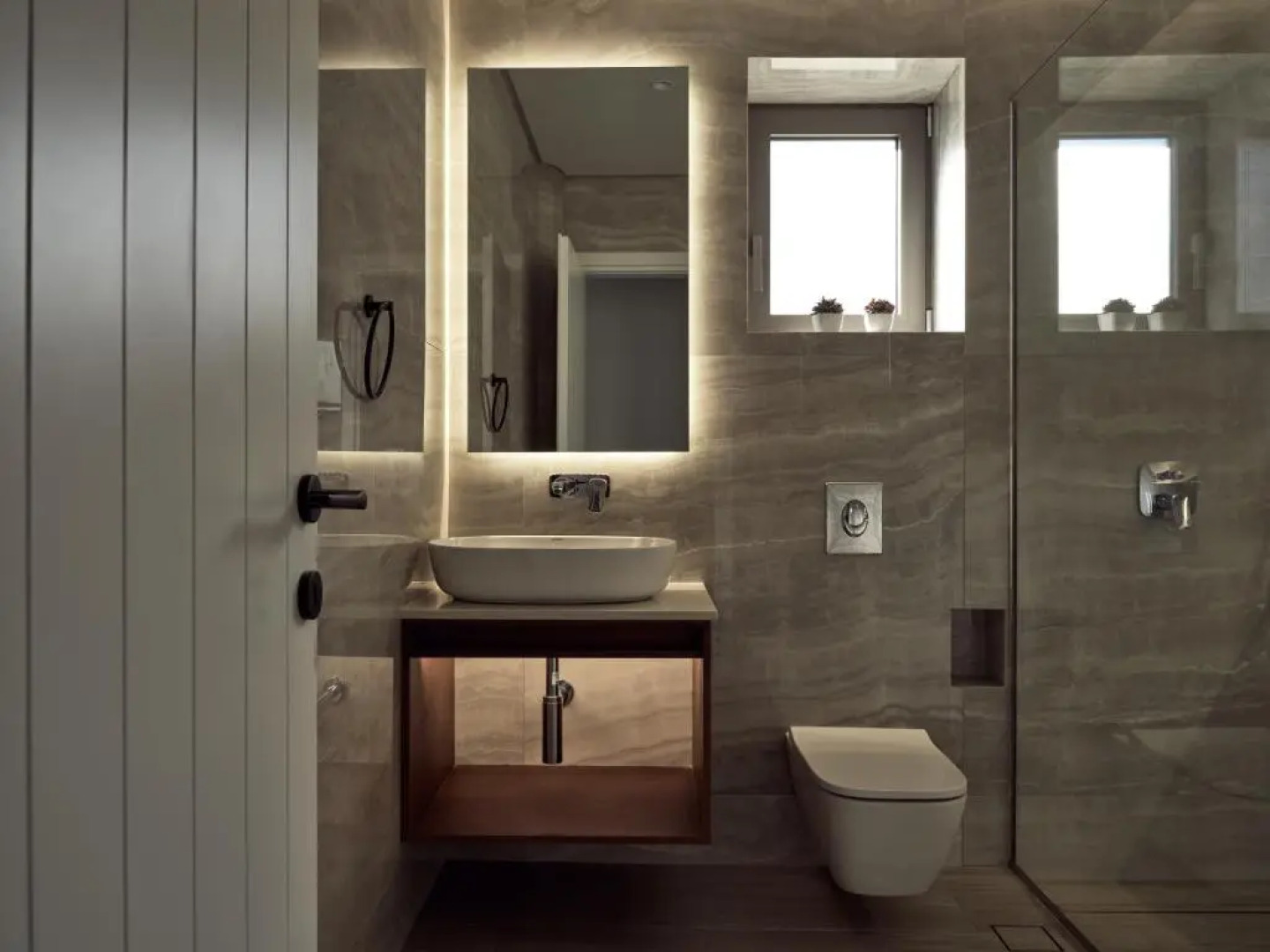 Alexandra SeaView Luxurious Villa, By ThinkVilla