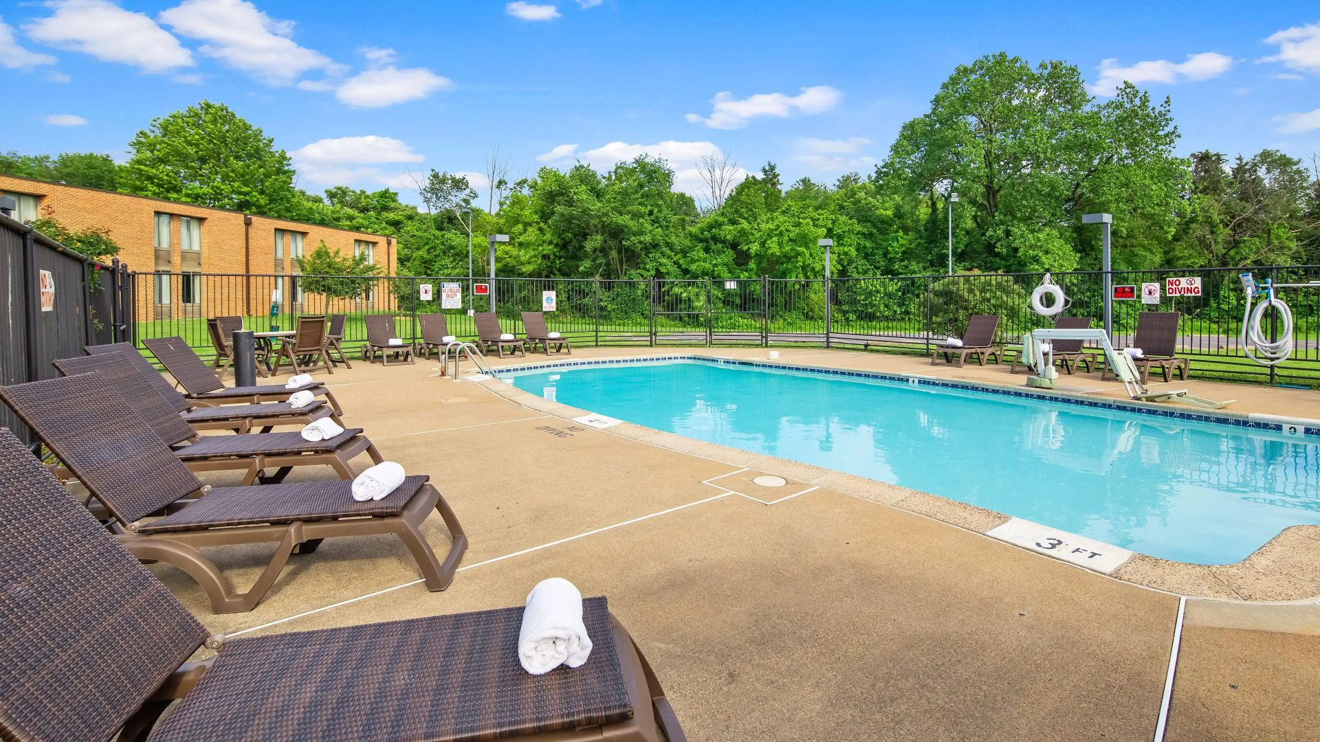 Best Western Leesburg Hotel & Conference Center