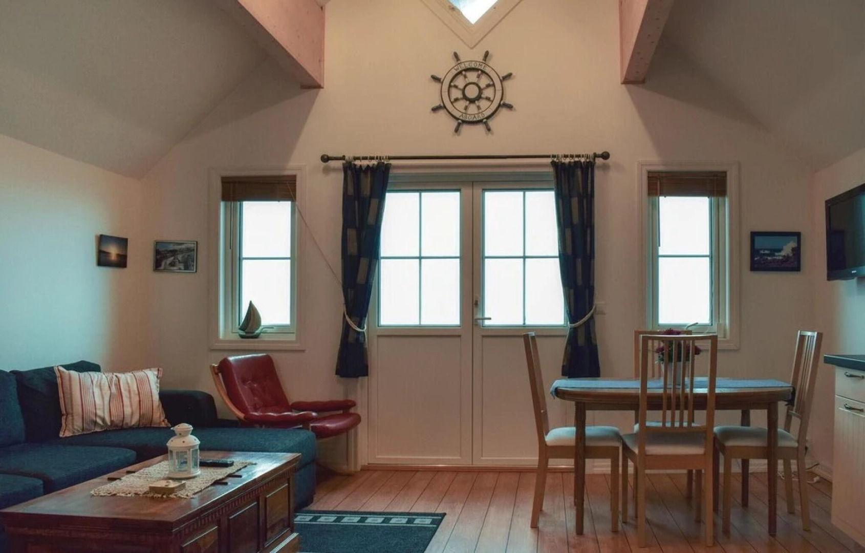 Awesome Home in Bakkasund With 2 Bedrooms and Wifi