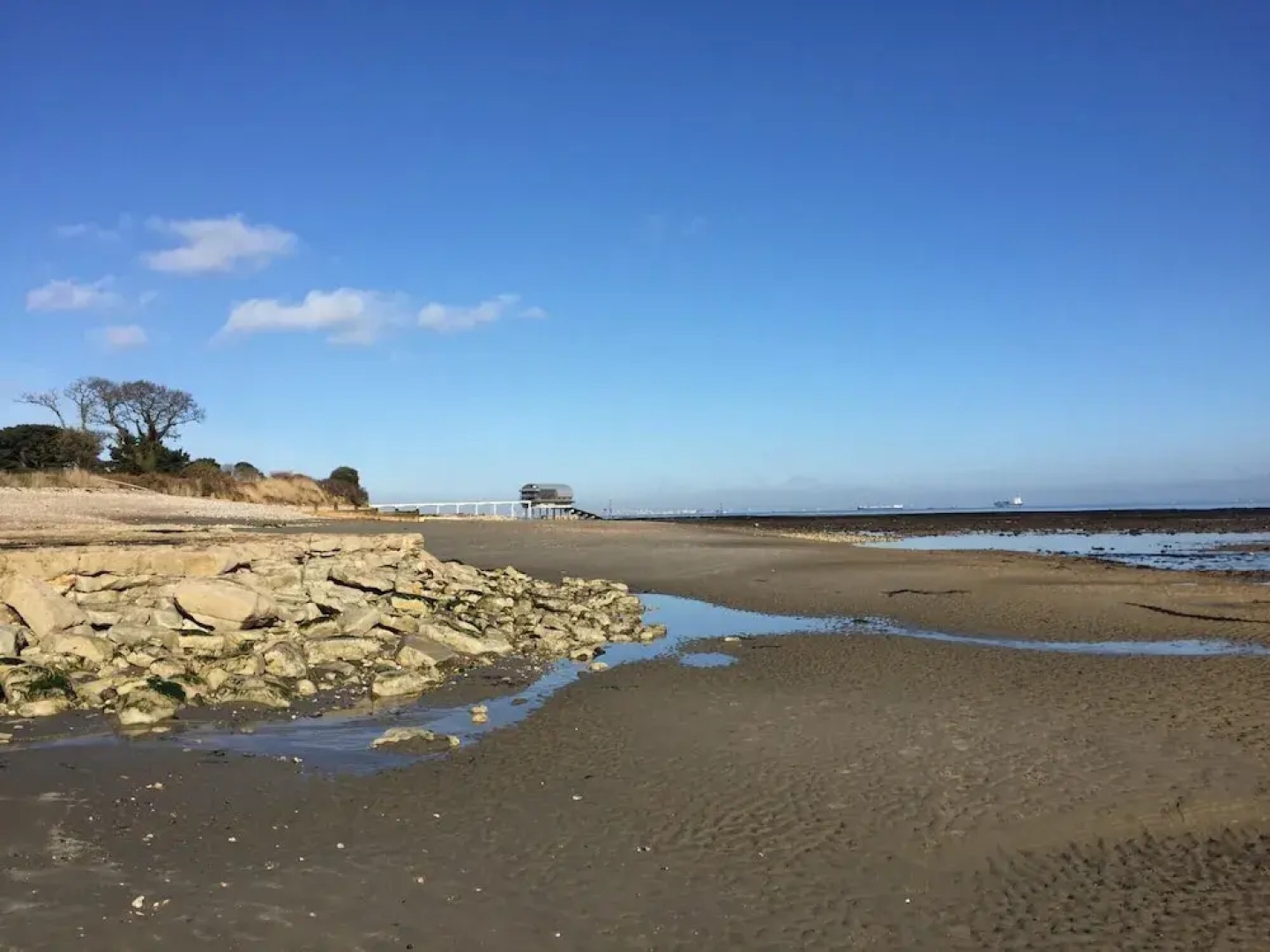 White Roses Coastal Holiday Home