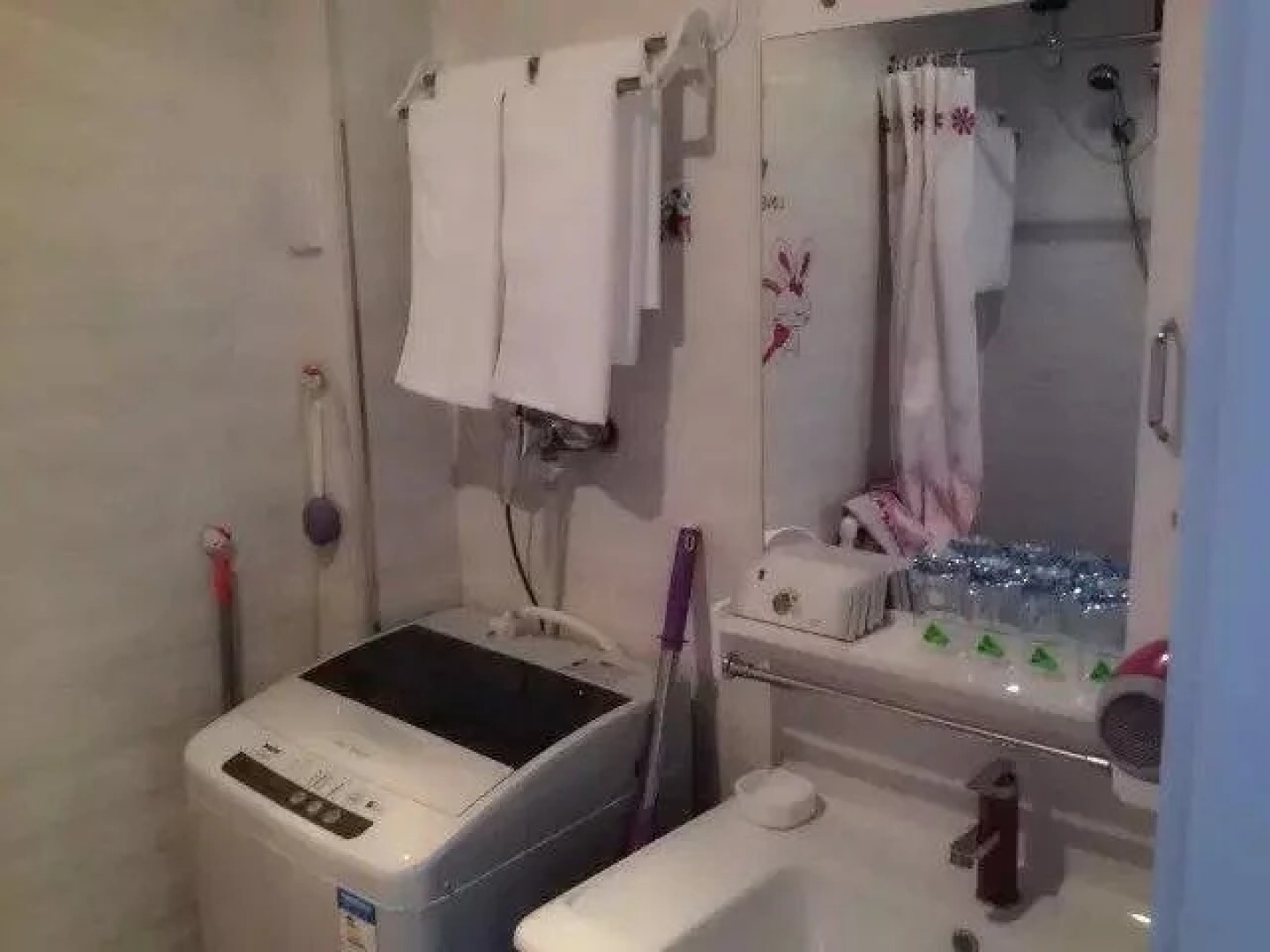 Erguna Lvyue Family Hotel