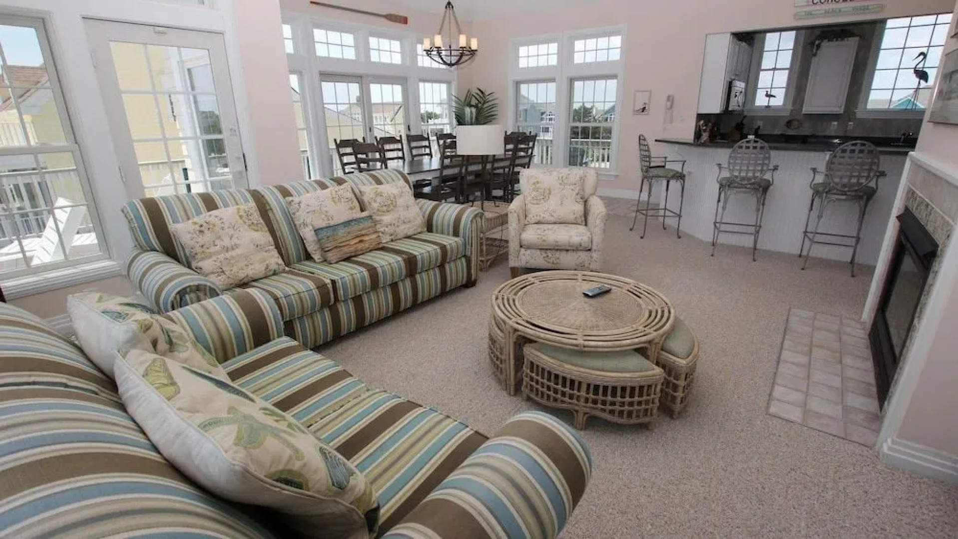 Trading Winds - 6 Br Home