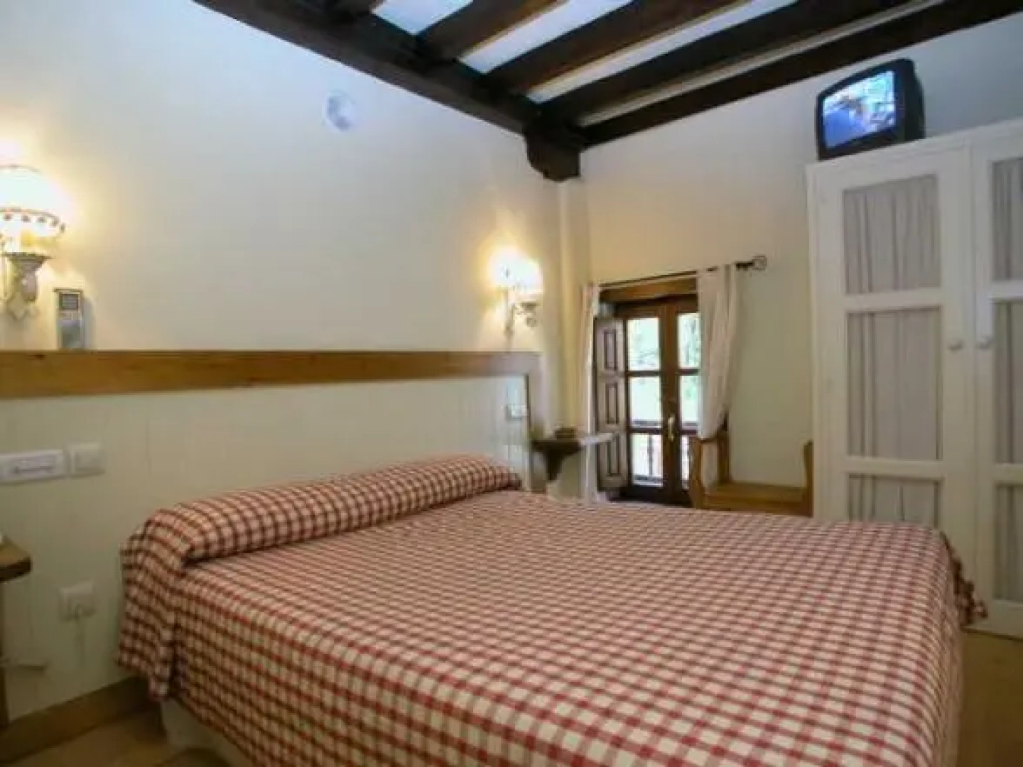 Hostería La Antigua