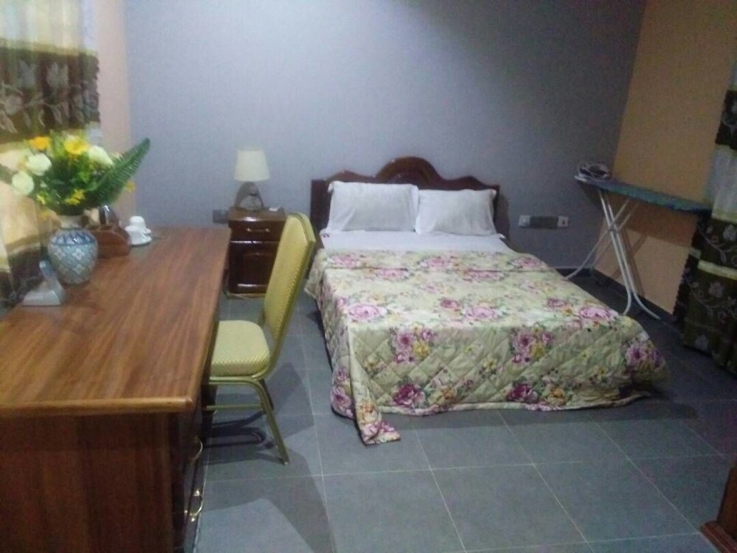 Oguaa Apartments & Lodging