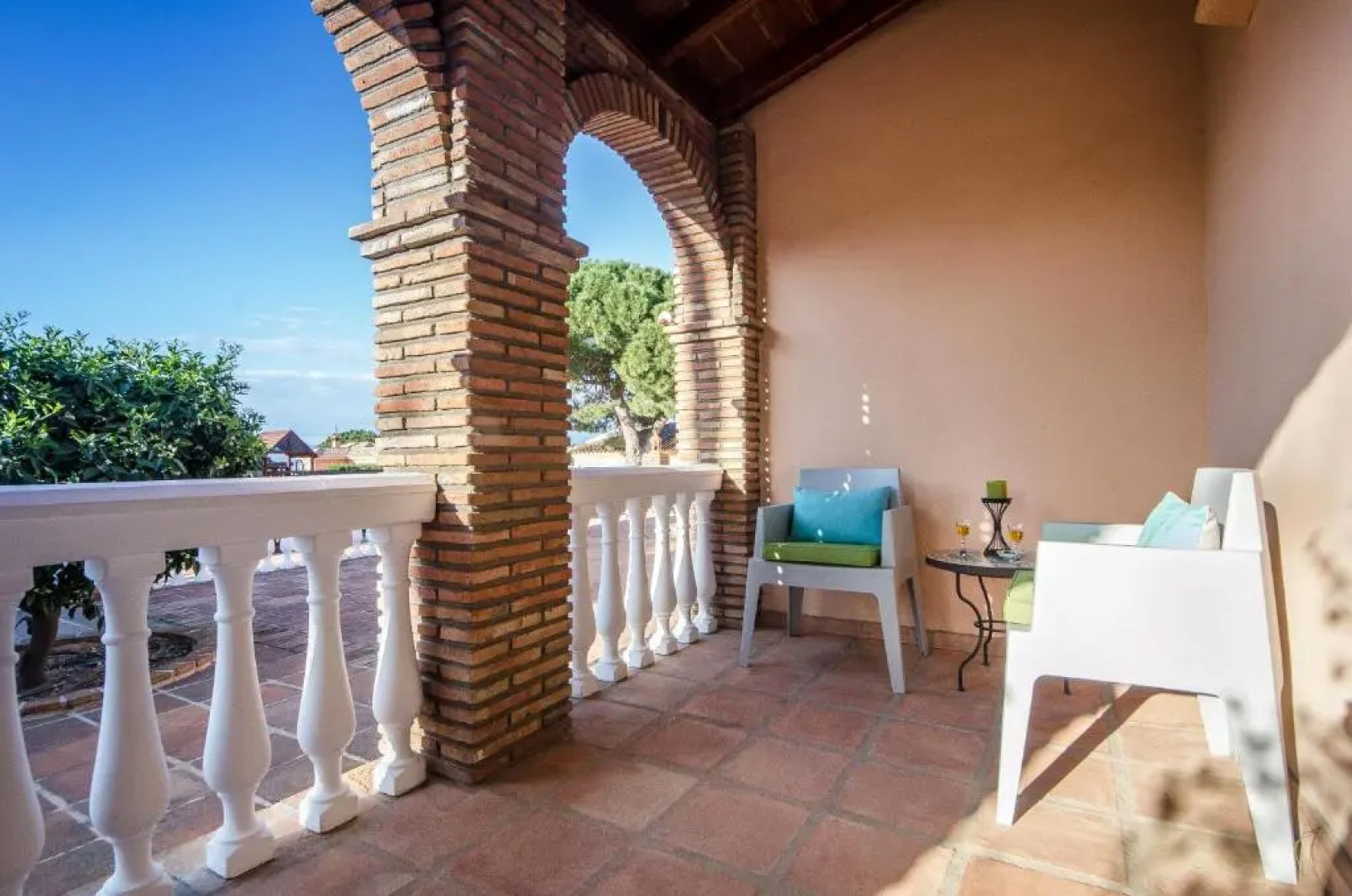 Villa Conmigo Bed & Breakfast