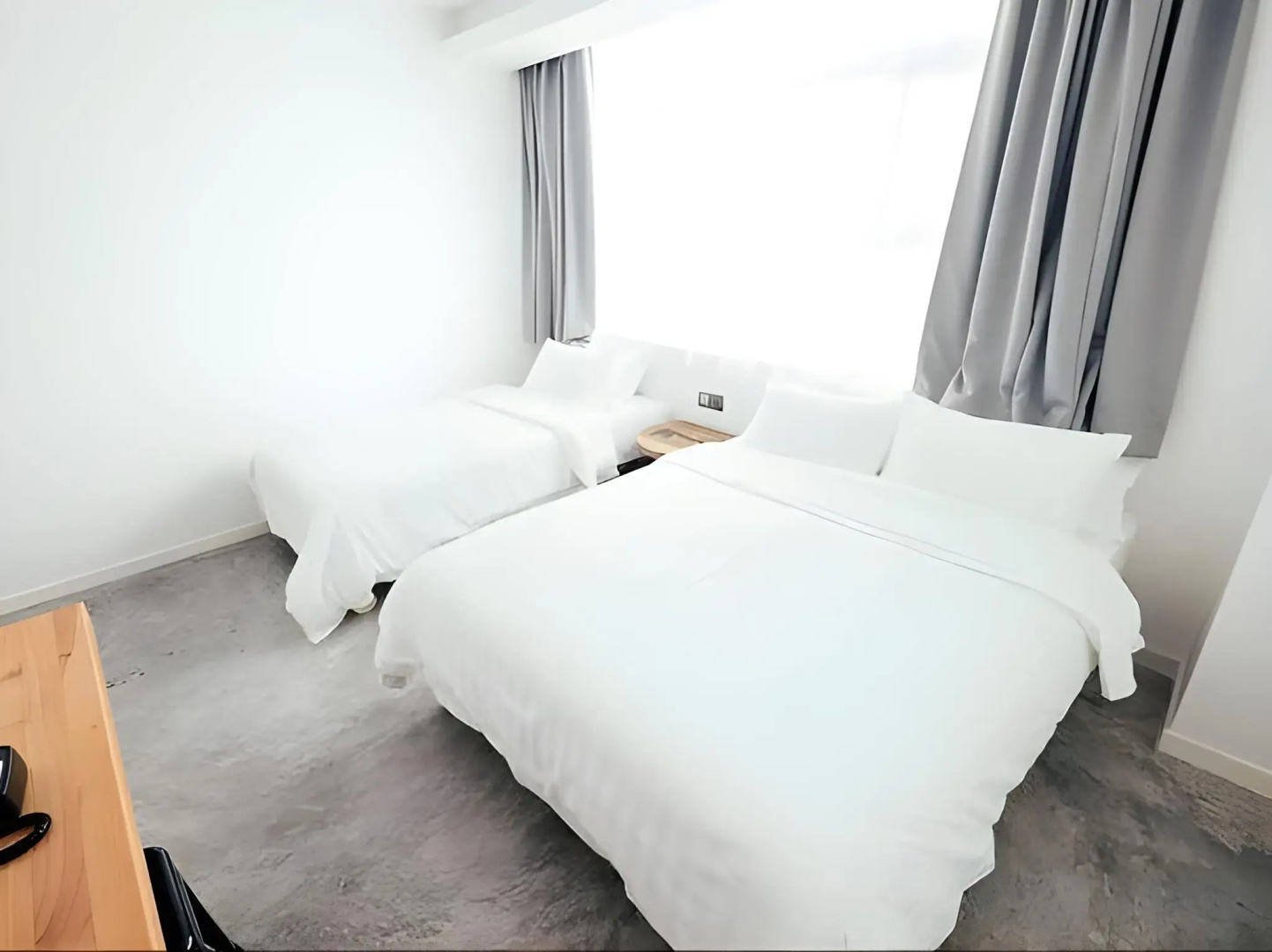 White Loft Hotel