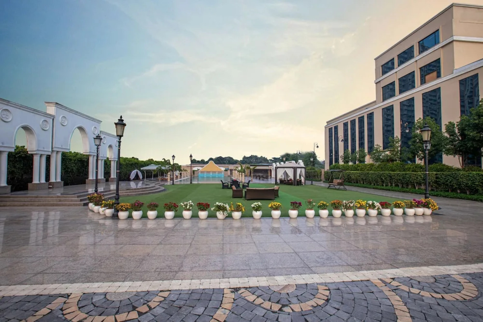 The Gaurs Sarovar Premiere