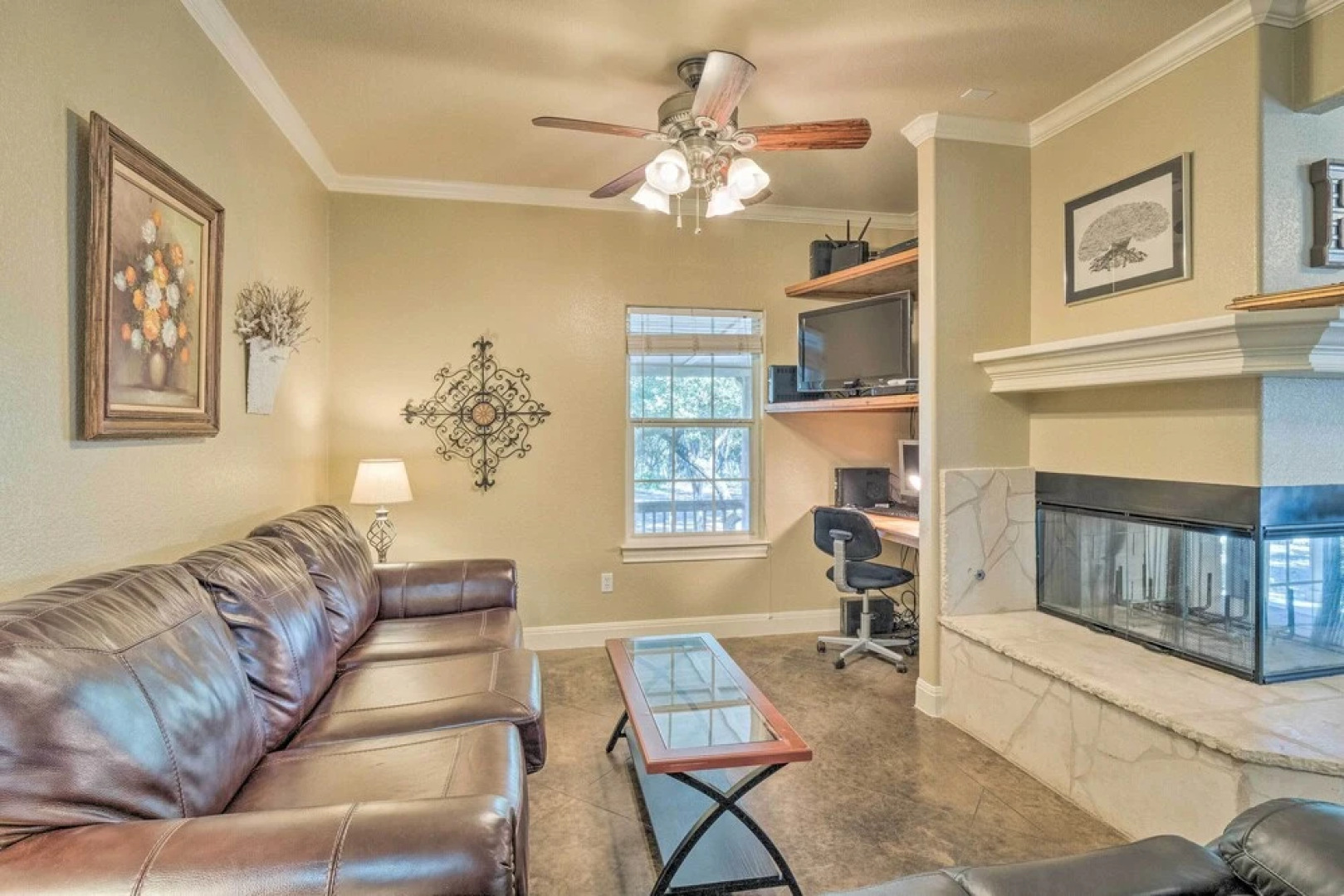 Covered Deck & 2-story Dock: Lake Travis Home!