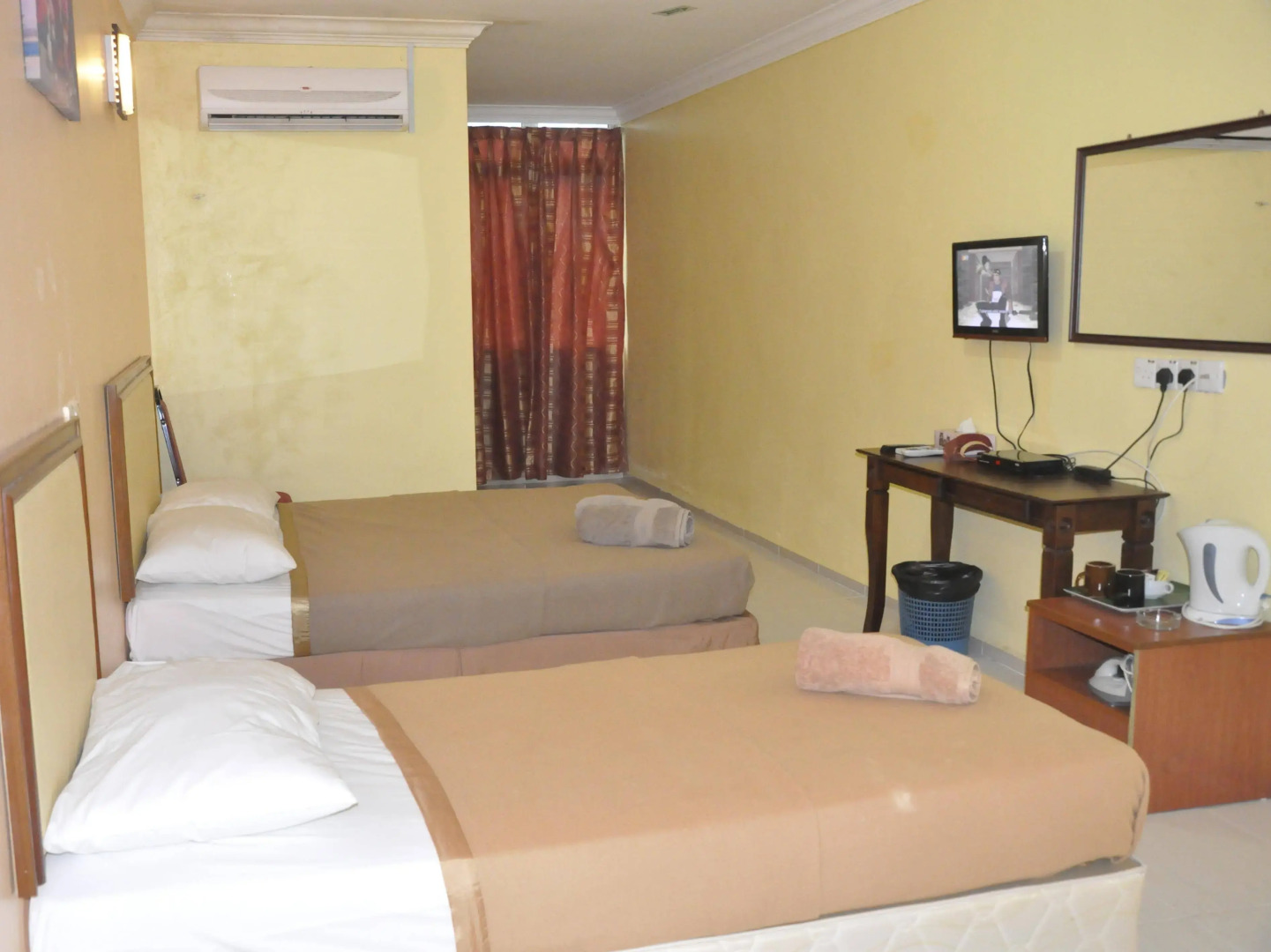 Saujana Hotel And Restaurant