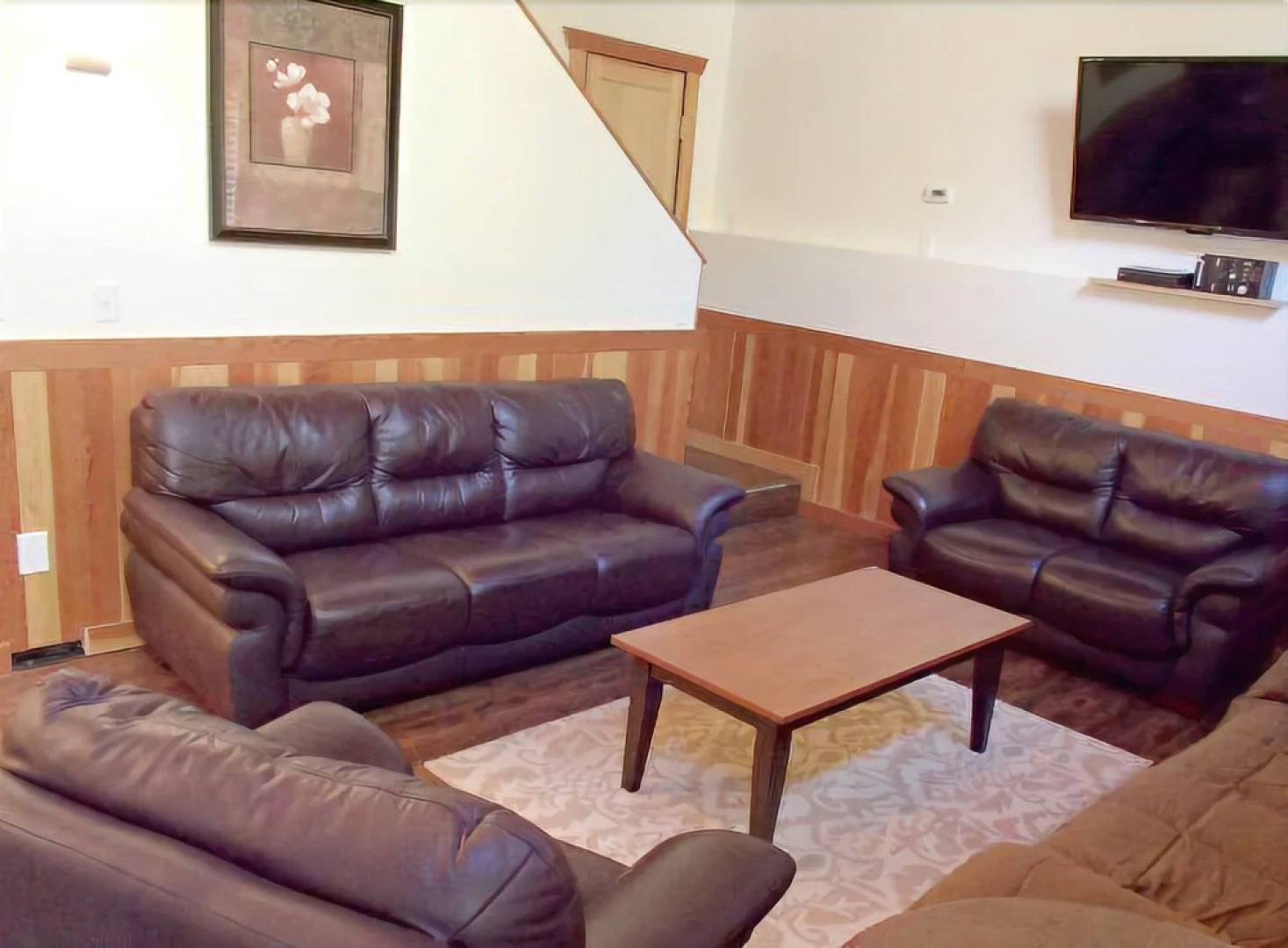 Mt. Baker Lodging Cabin 2 – Hot Tub, A/C, Sleeps 10! by MBL