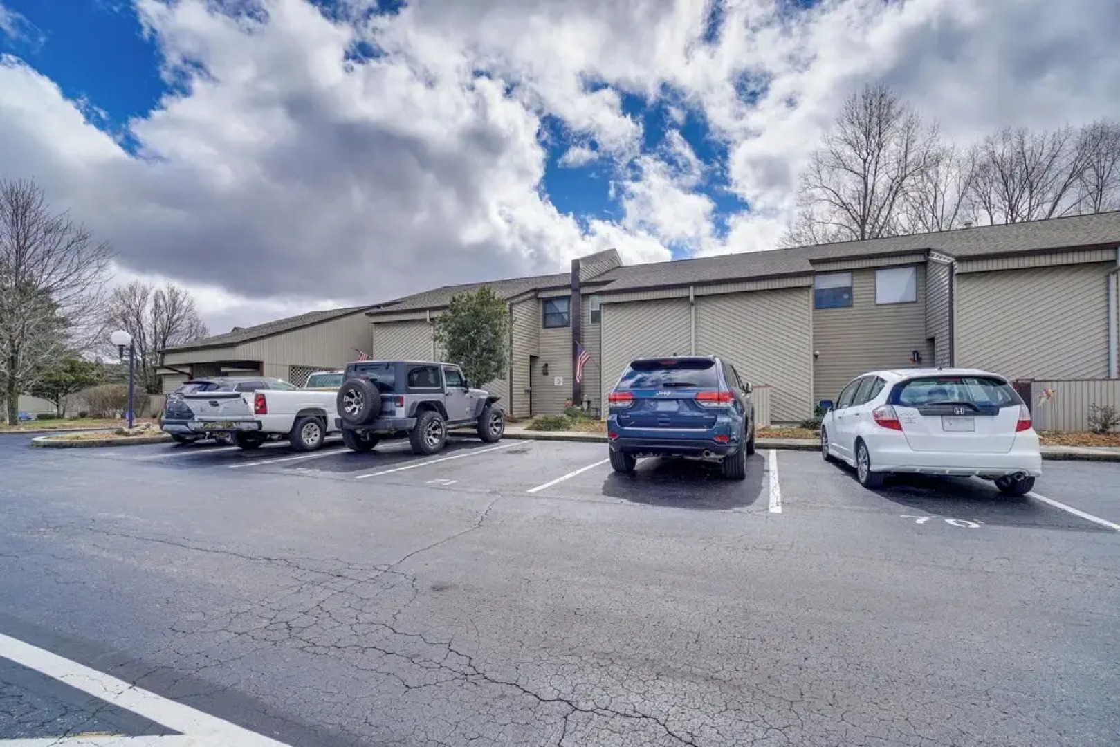 Pet-friendly Crossville Resort Condo: Golf & Swim!