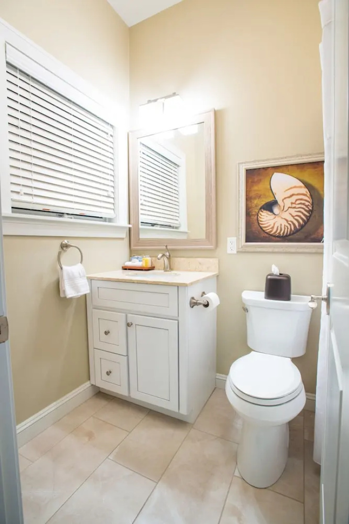 Capital Resorts - 84 Main