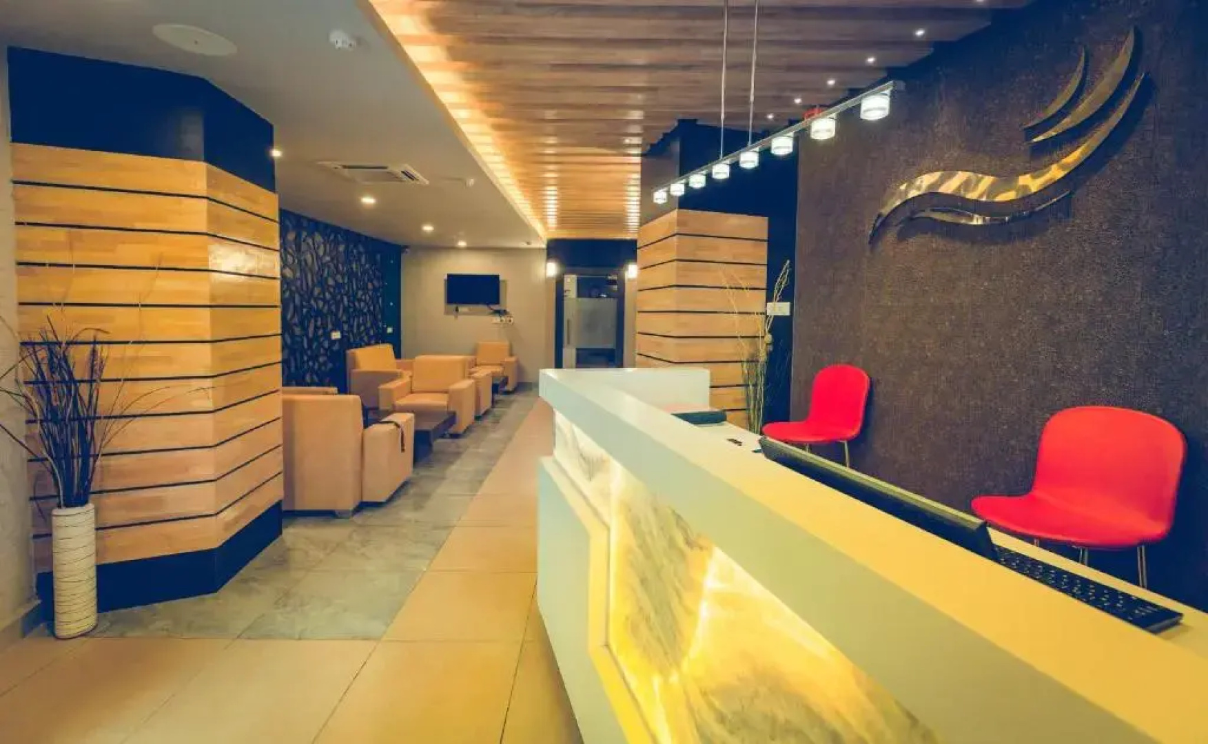 OYO 9265 Blue Lagoon Premium Hotel