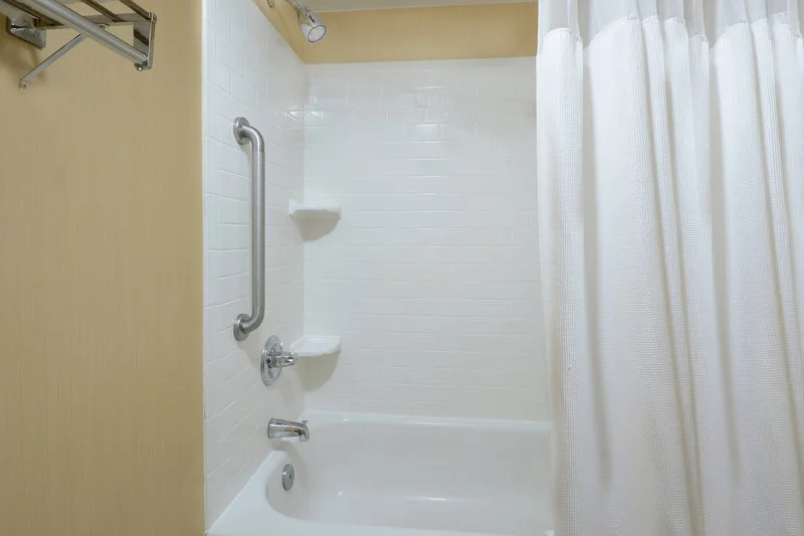 Fairfield Inn & Suites Charlottesville North